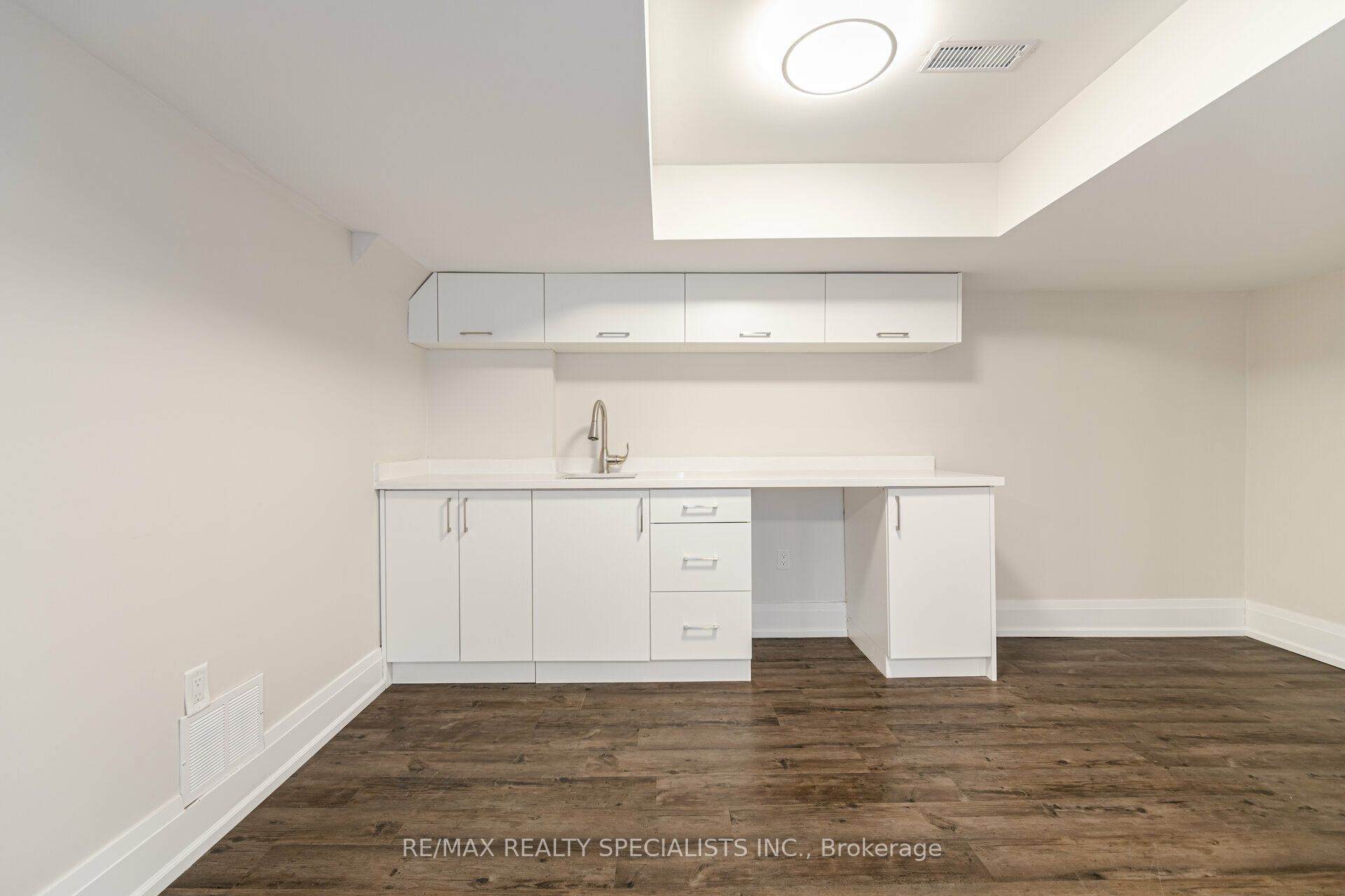 427 Pinegrove Road Property Photo 29