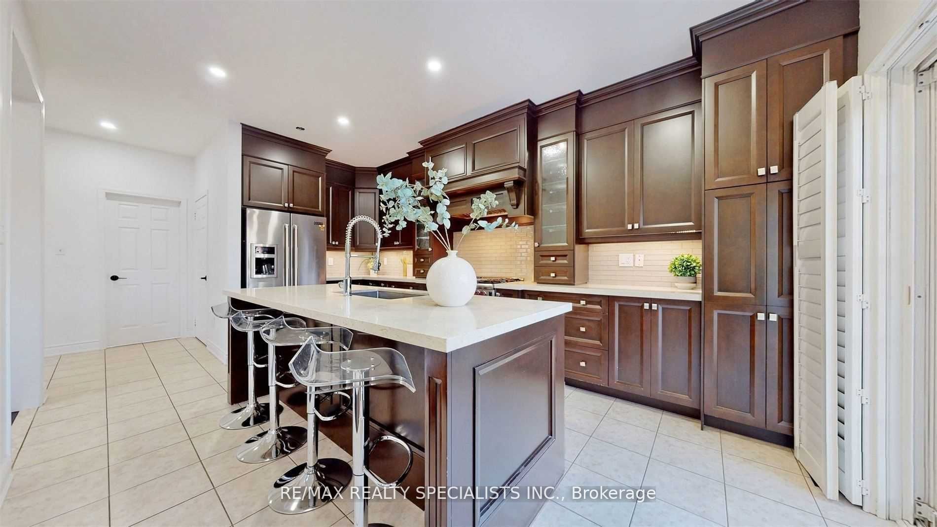 92 Kettlewell Crescent Property Photo 14