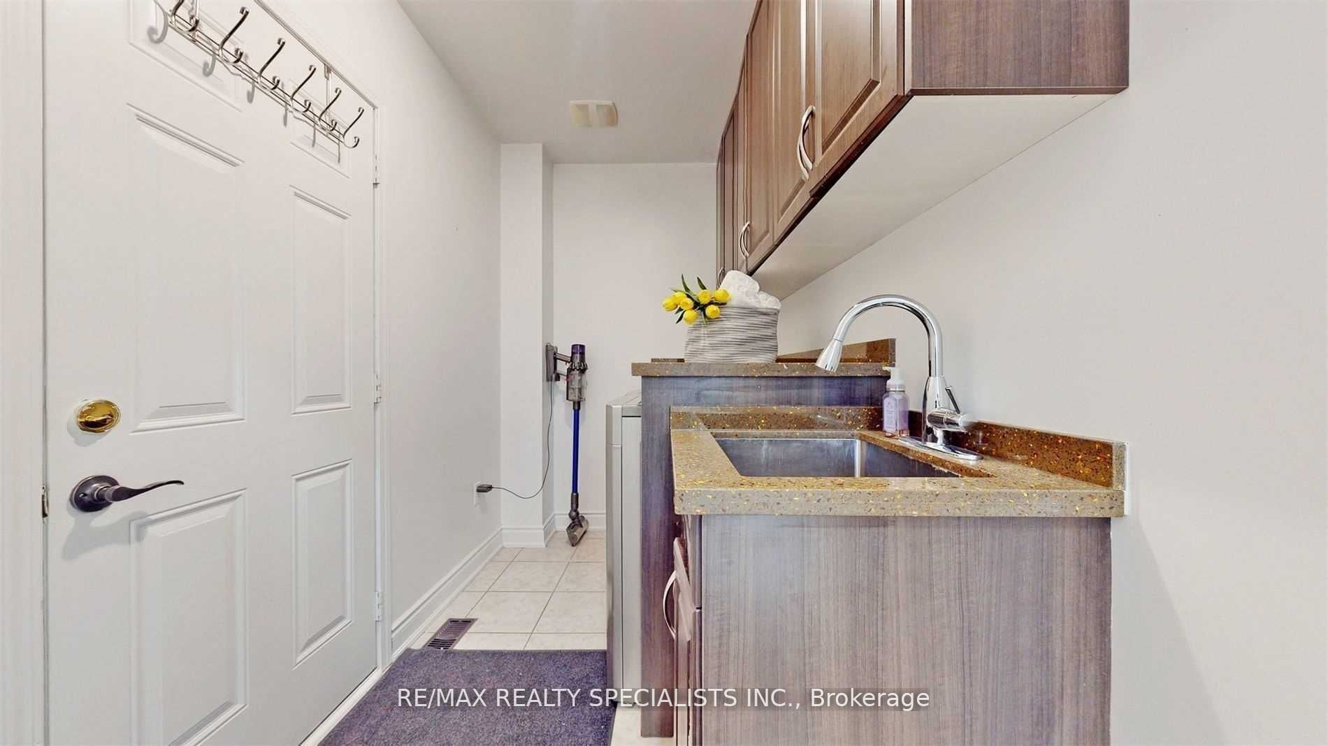 92 Kettlewell Crescent Property Photo 19