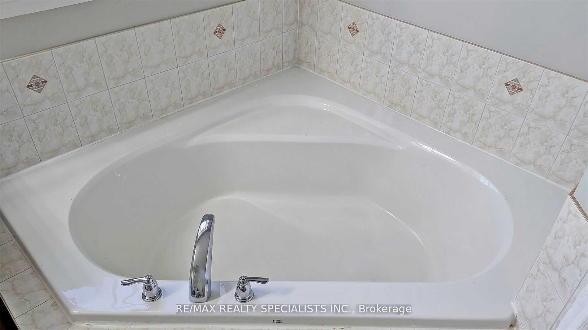 92 Kettlewell Crescent Property Photo 30