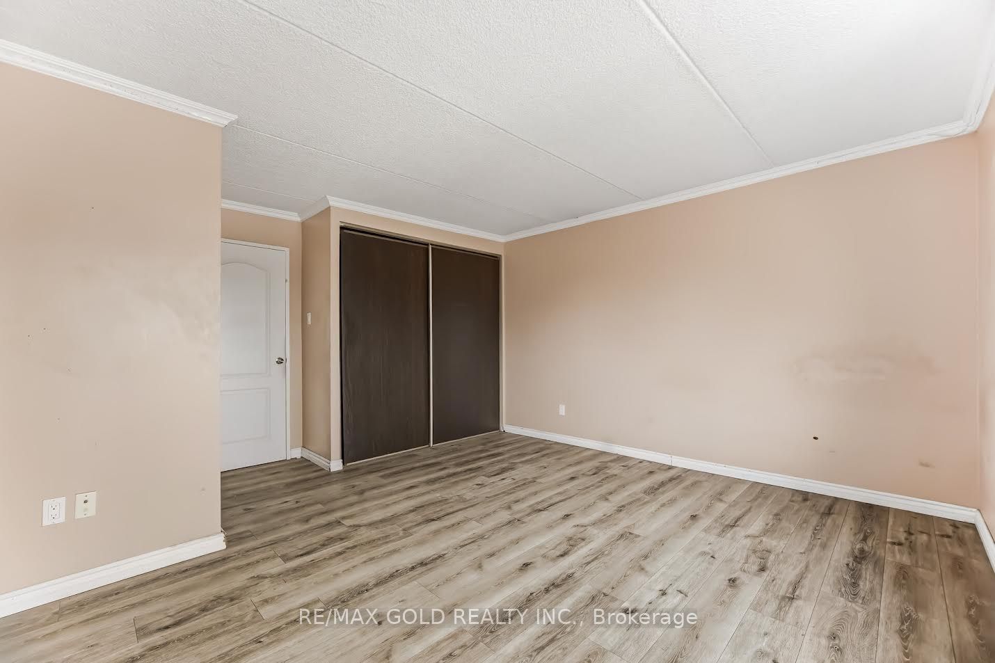 180 Mississauga Valley Boulevard 178 Property Photo 18