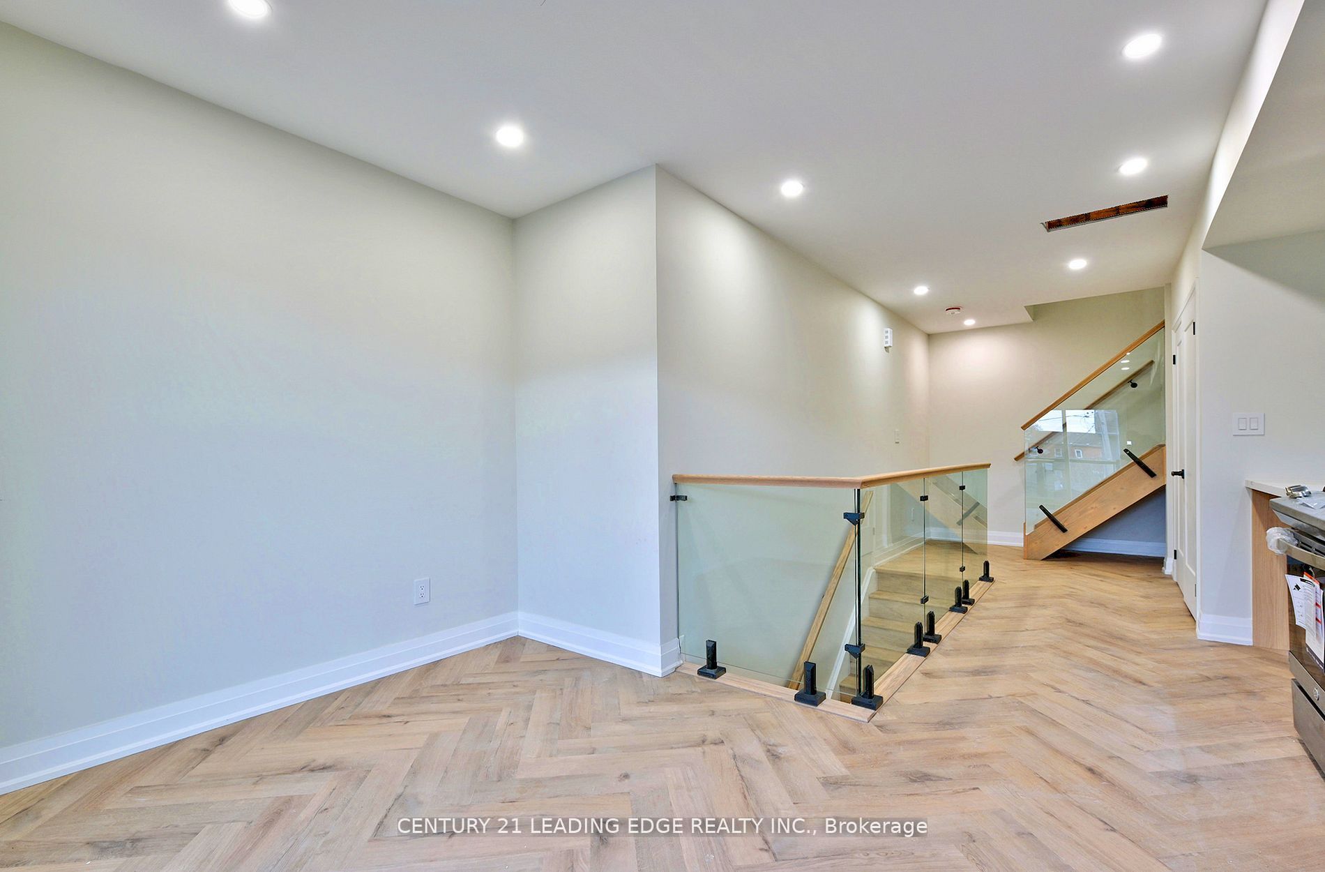 53 Boon Avenue Unit #2 Property Photo 7