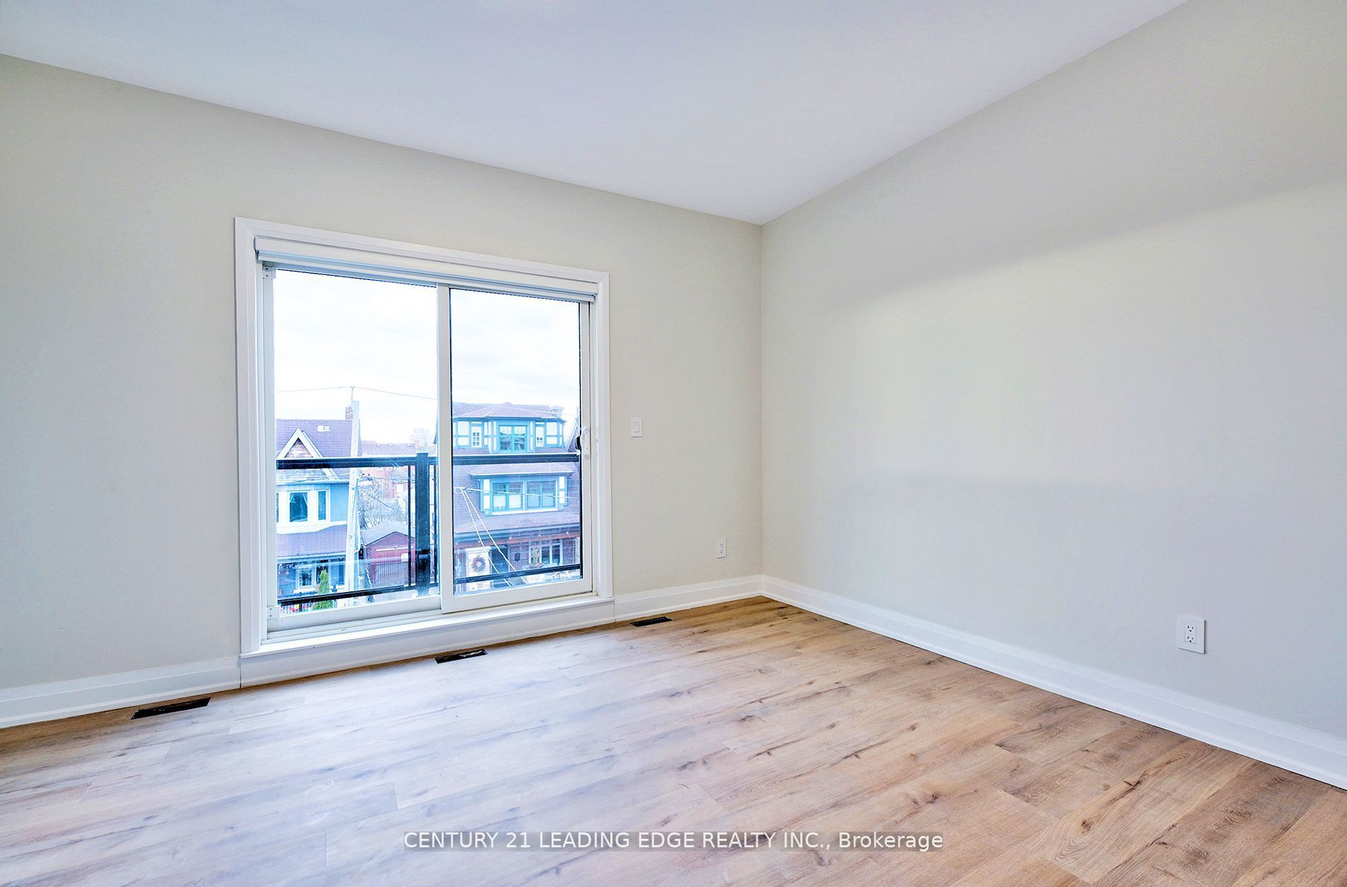 53 Boon Avenue Unit #2 Property Photo 9