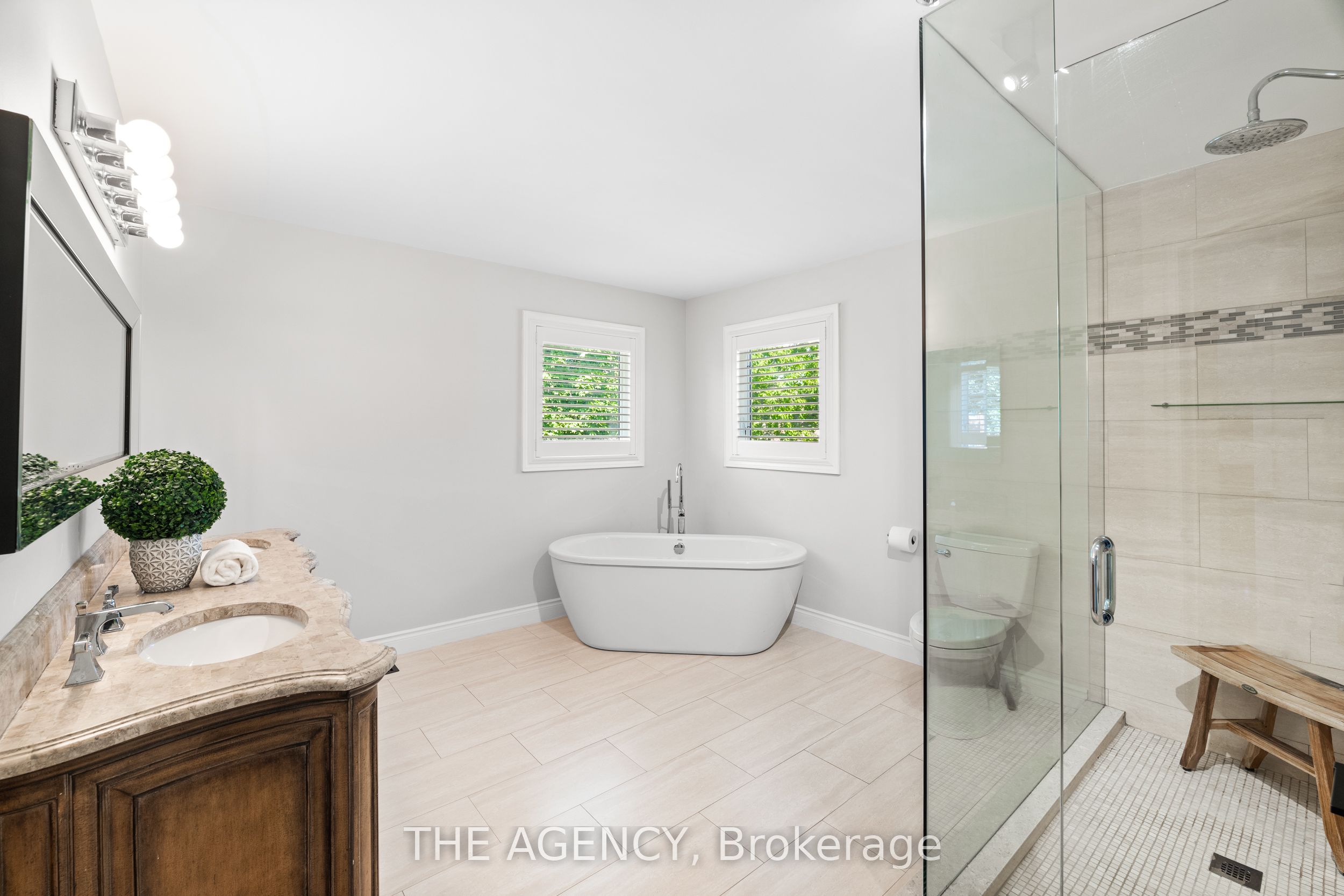 7 Stonegate Drive Property Photo 18