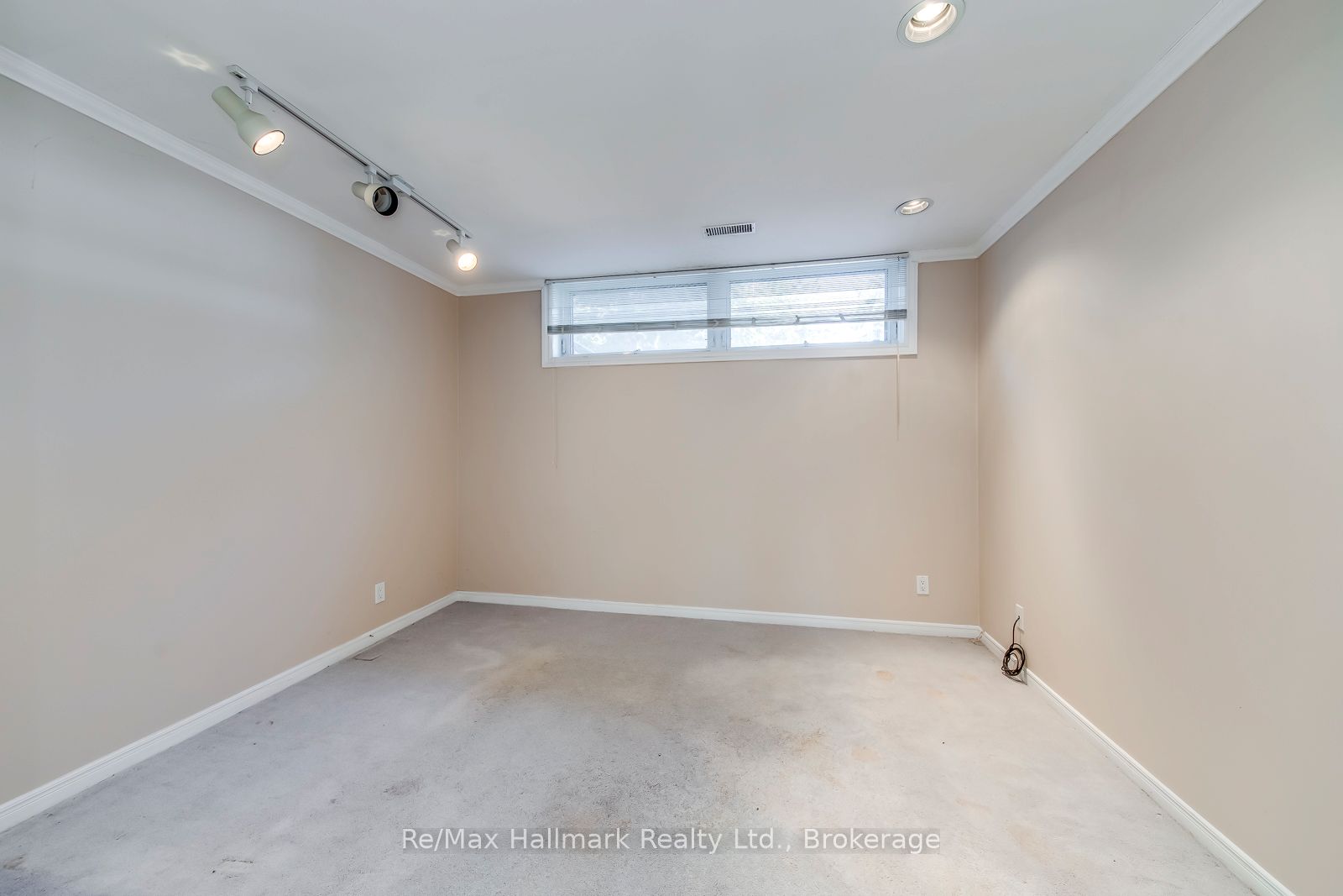494 Chartwell Road Property Photo 25