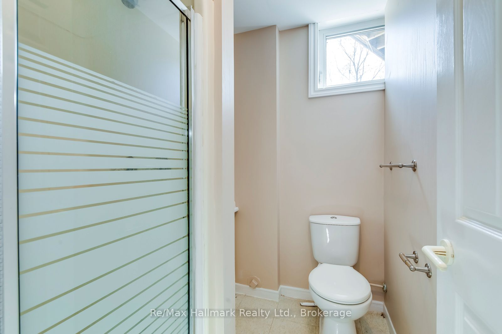 494 Chartwell Road Property Photo 32