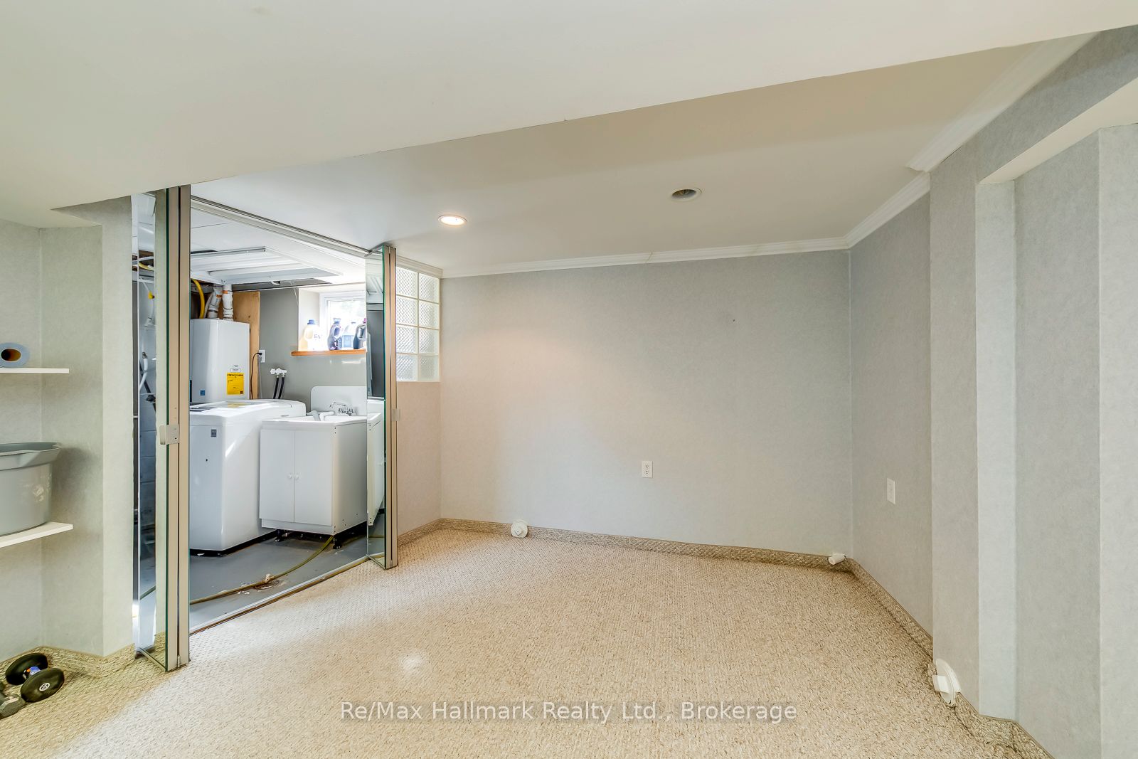 494 Chartwell Road Property Photo 33