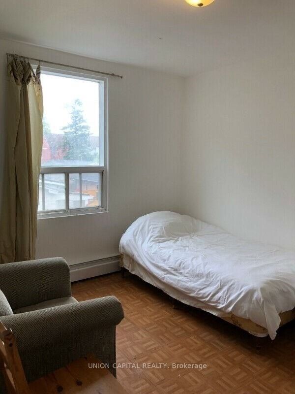 2015 Davenport Road 2 Property Photo 2