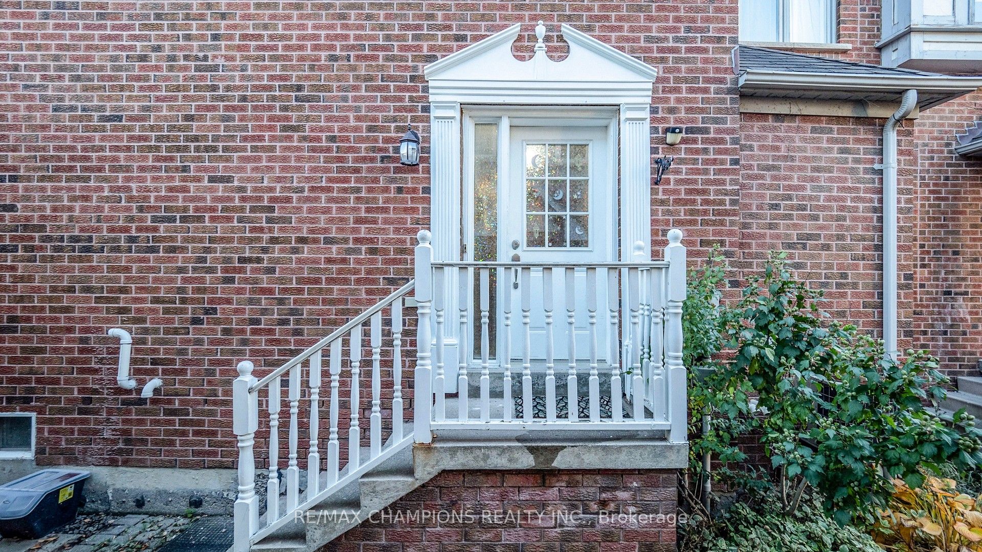 135 Ural Circle Property Photo 1