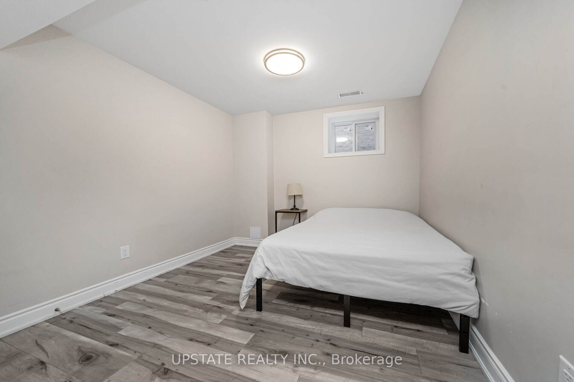 12 Haywood Drive Property Photo 39