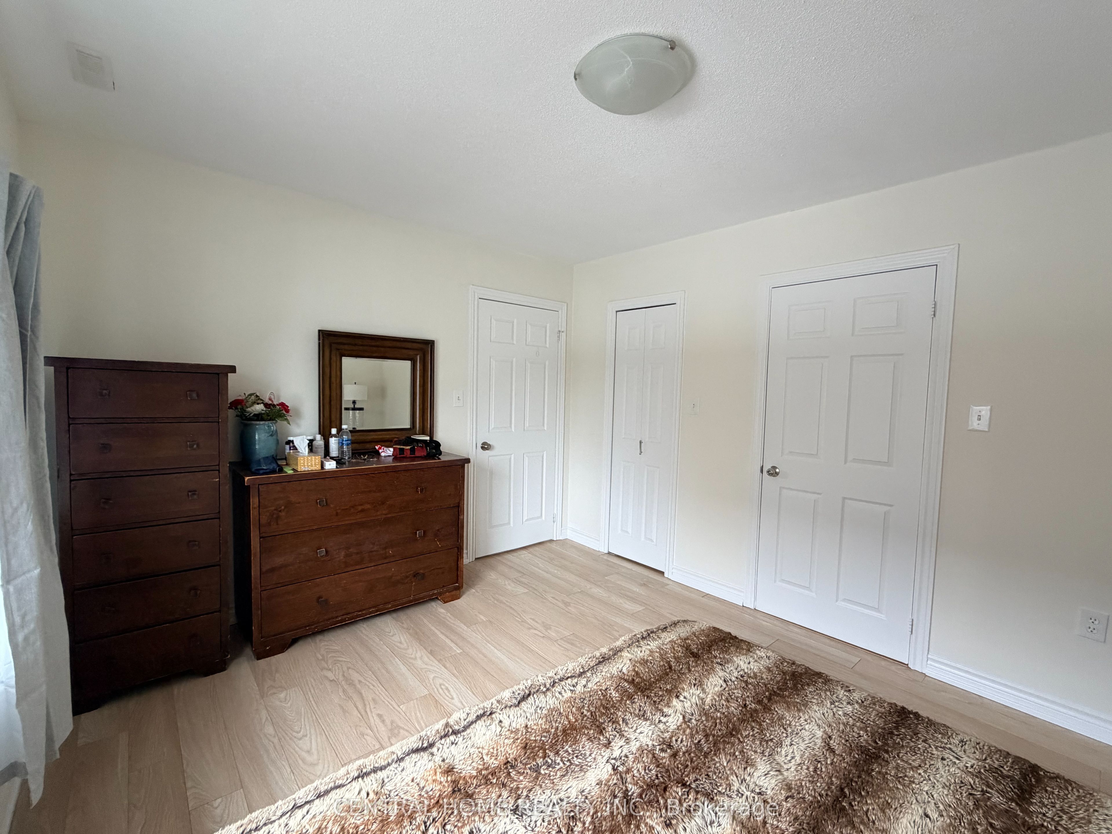 414 Plains Road E Property Photo 9