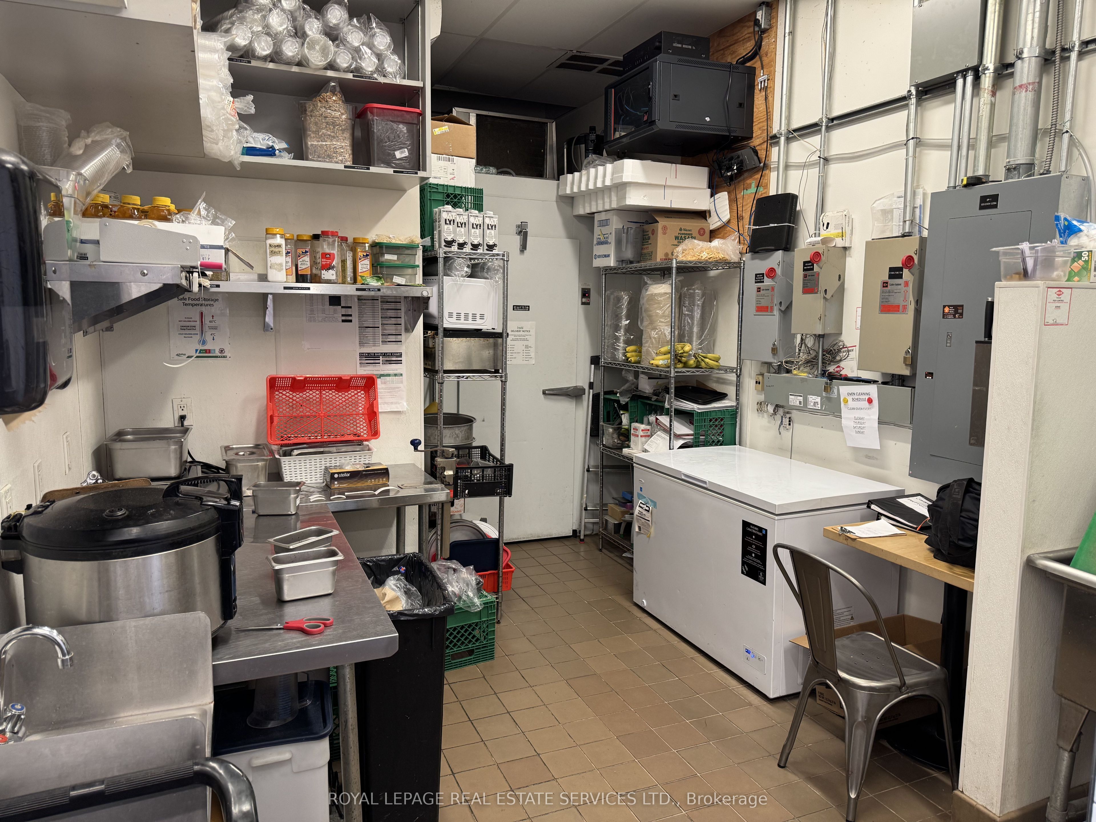330 Dundas Street E Property Photo 7