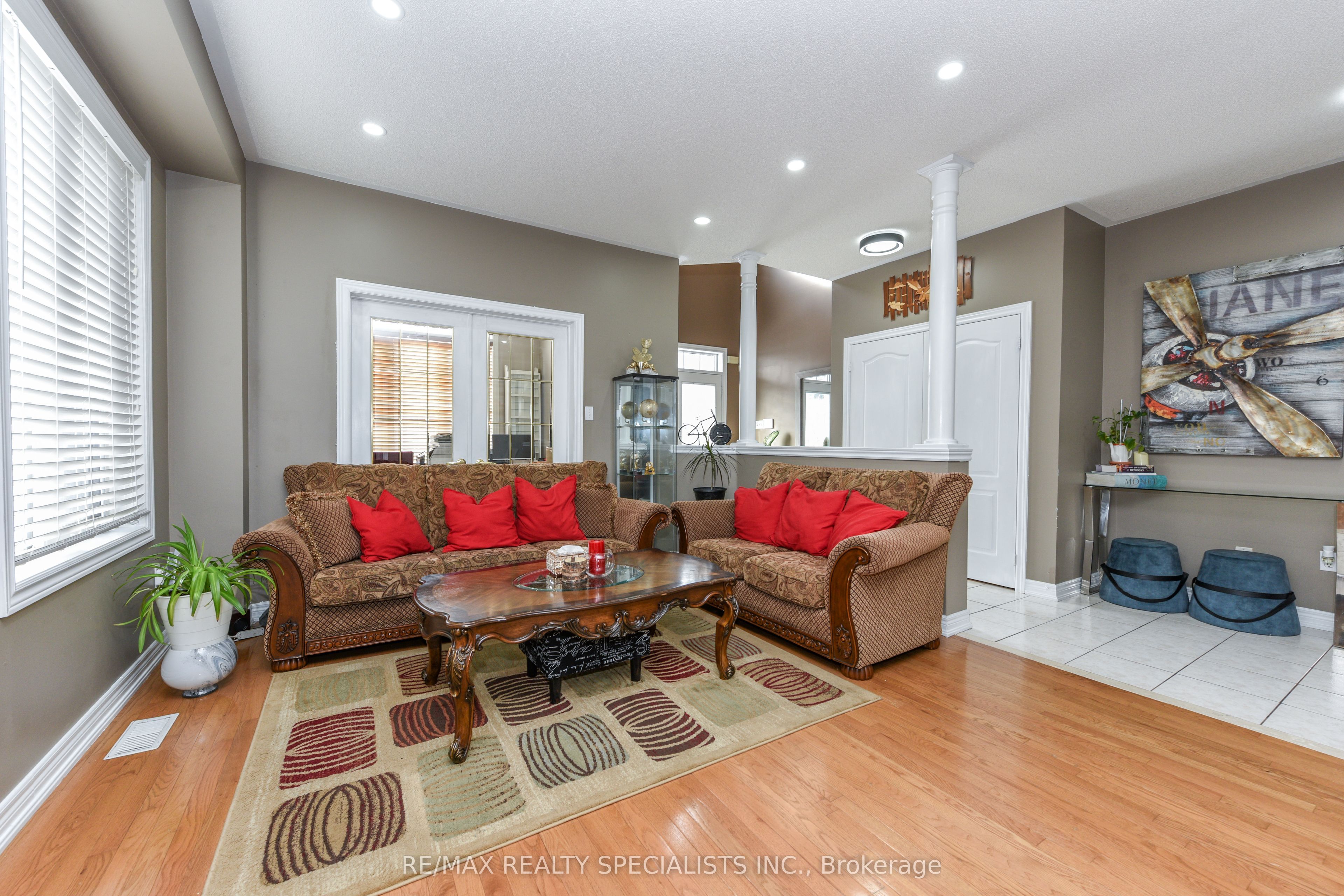 41 Madronna Gardens Property Photo 7
