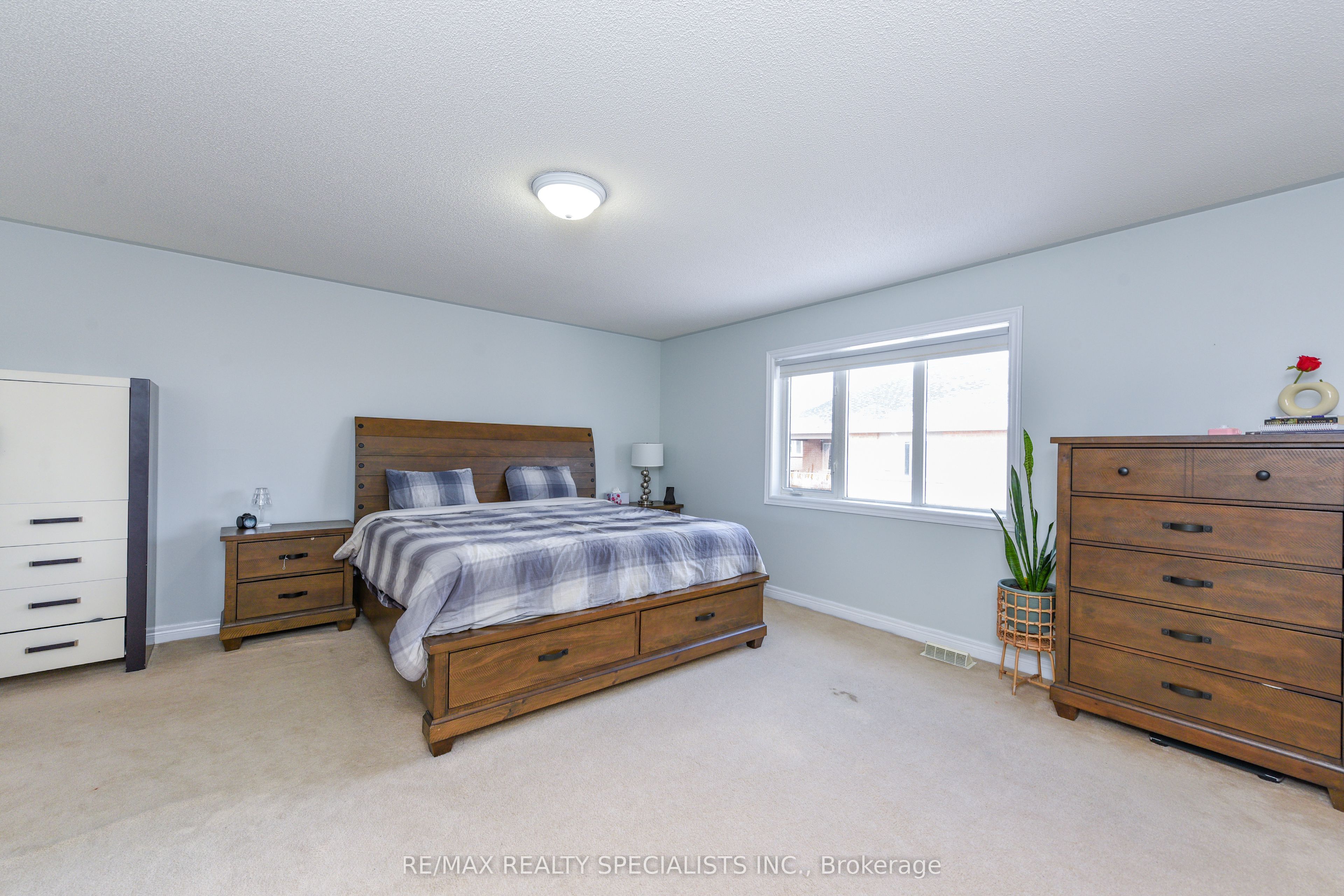 41 Madronna Gardens Property Photo 24