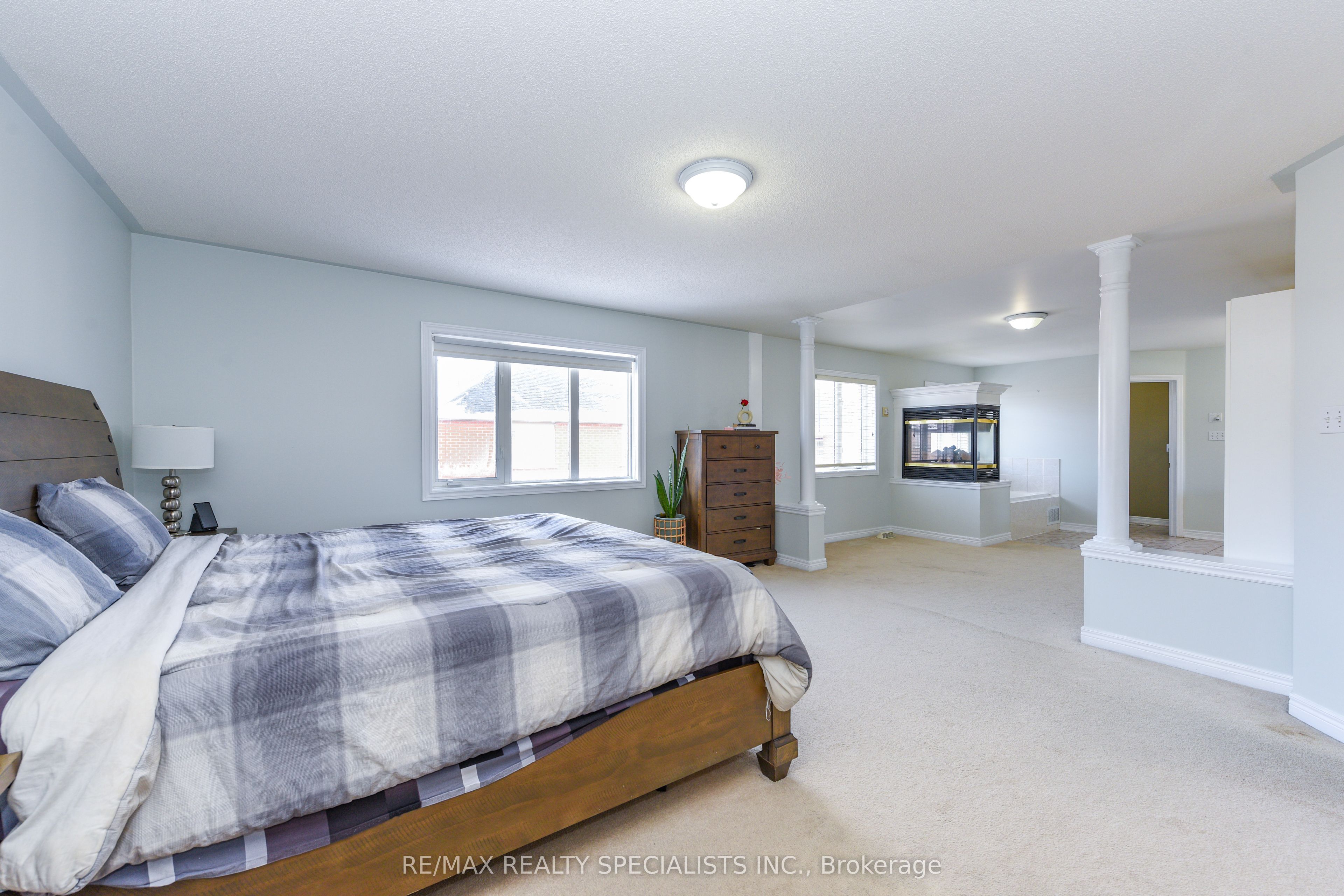 41 Madronna Gardens Property Photo 25