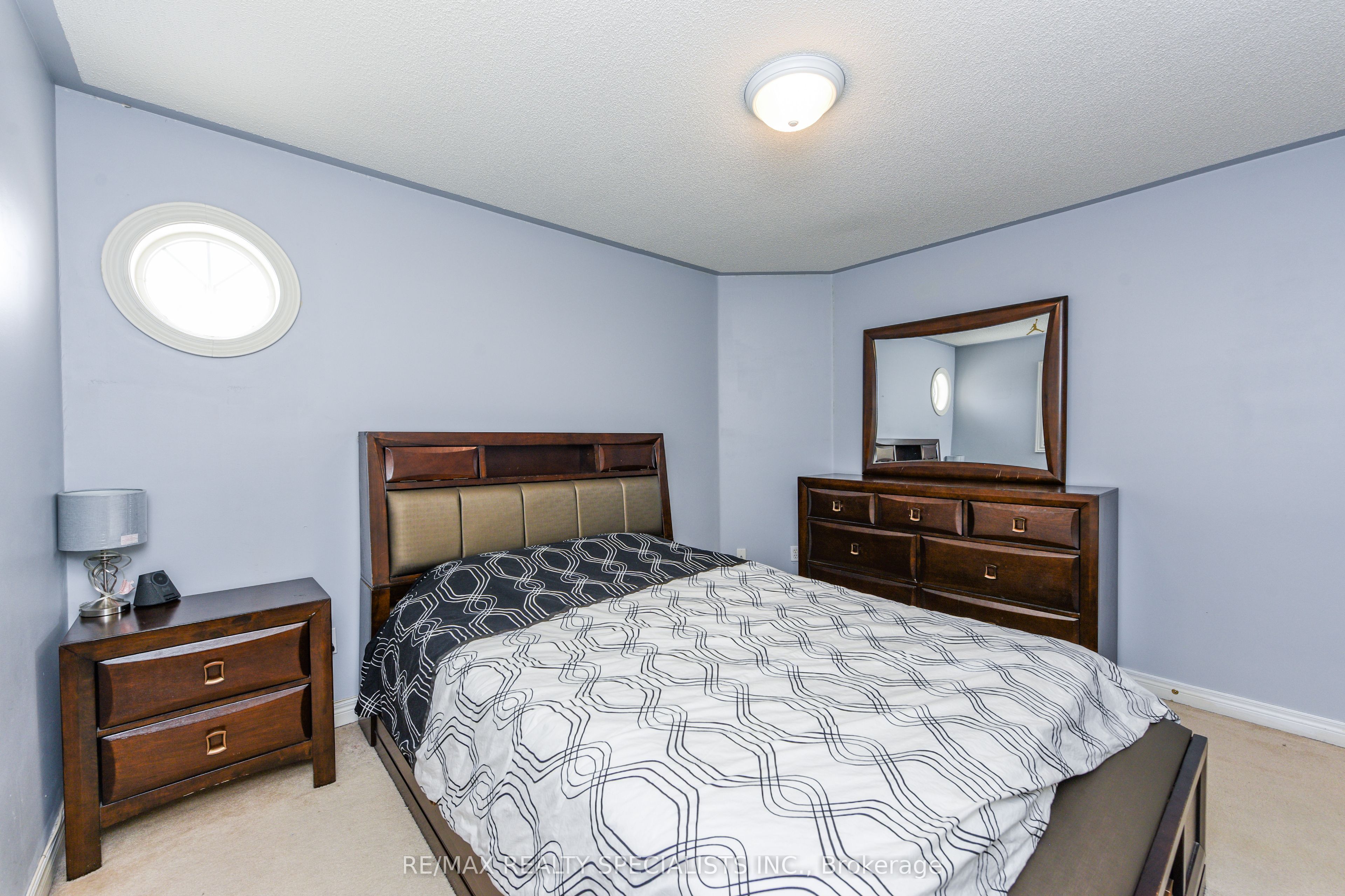 41 Madronna Gardens Property Photo 35