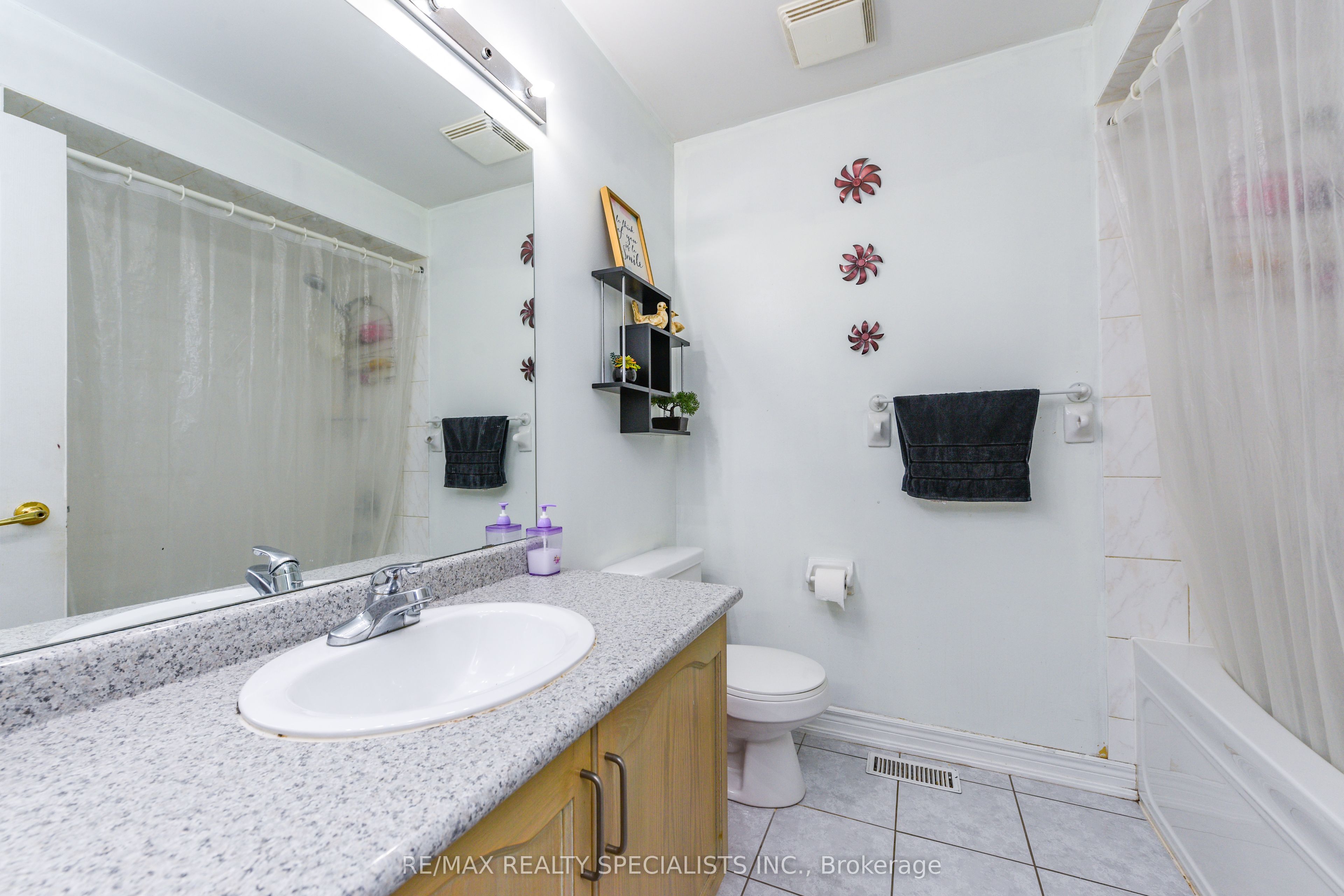41 Madronna Gardens Property Photo 39