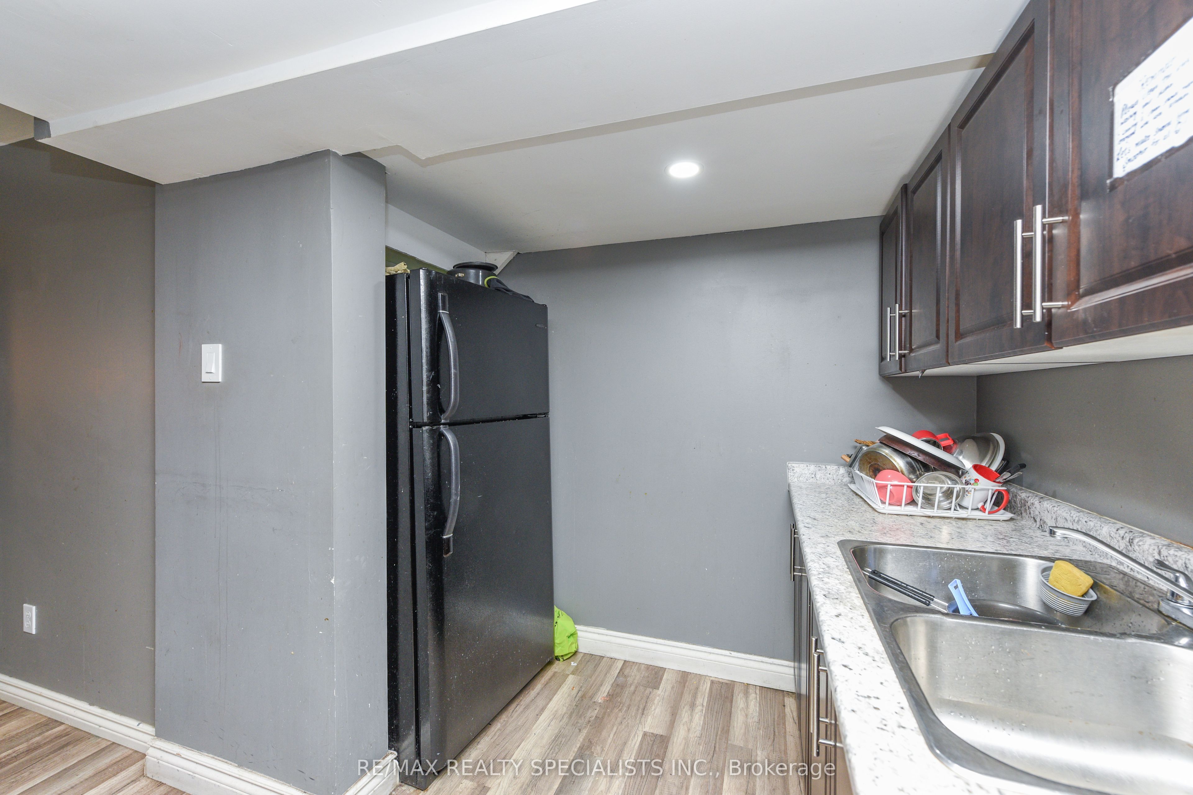 41 Madronna Gardens Property Photo 45