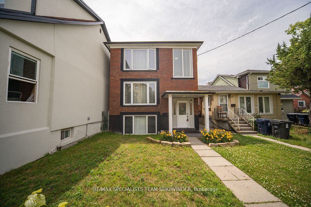 19 Buttonwood Avenue Property Photo 1
