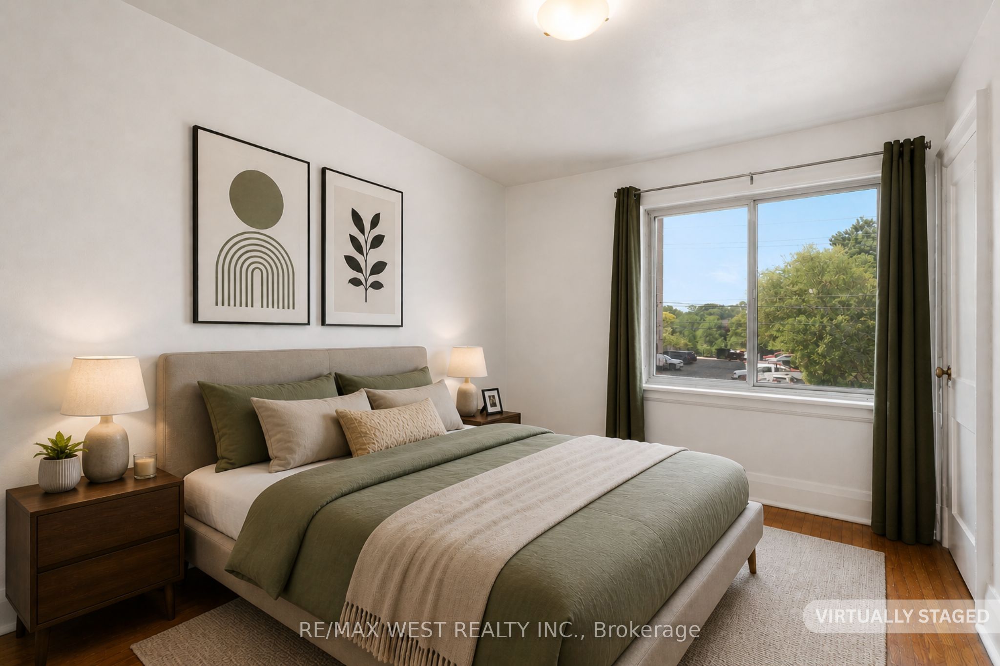 2317 Weston Road Property Photo 14