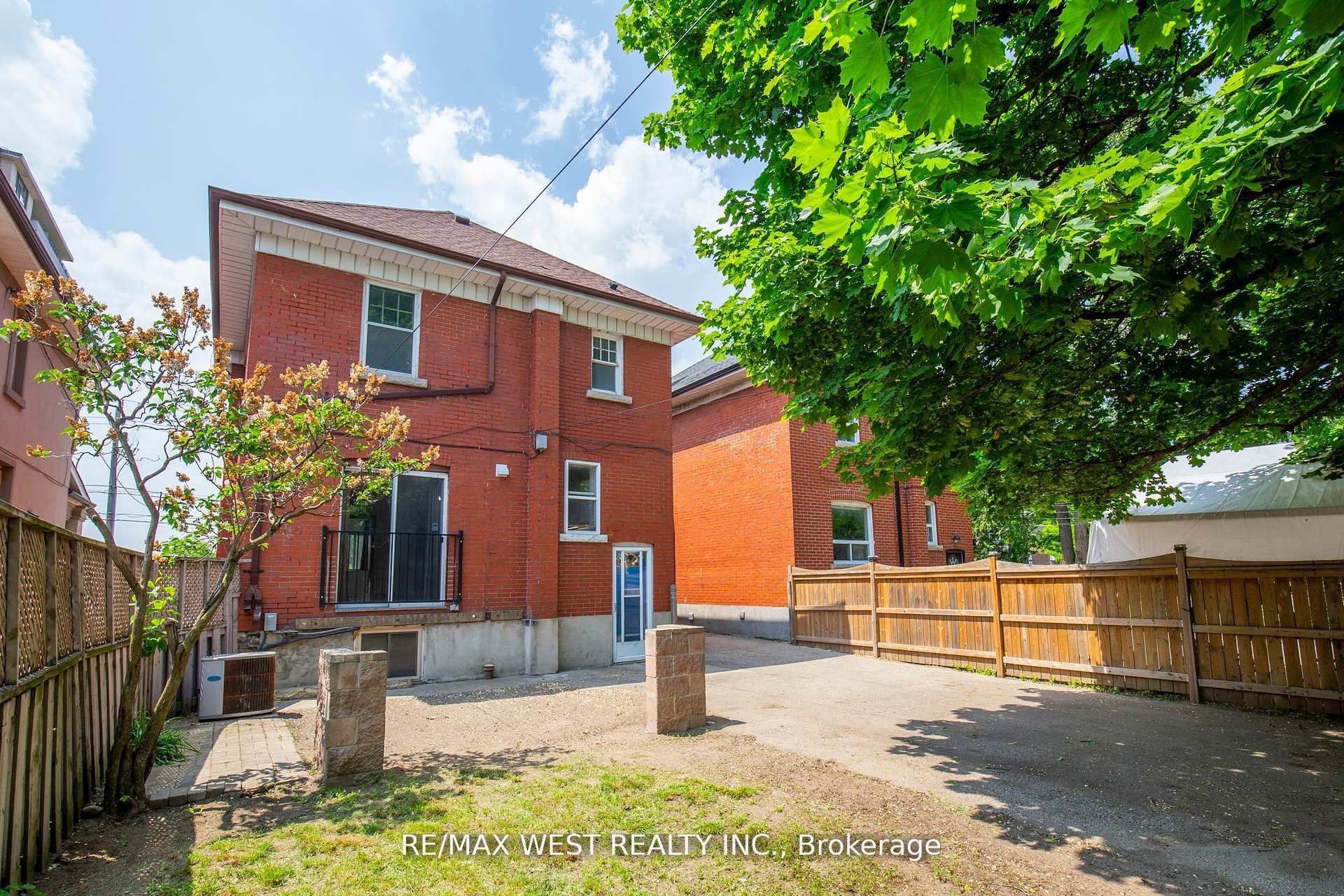 2317 Weston Road Property Photo 19