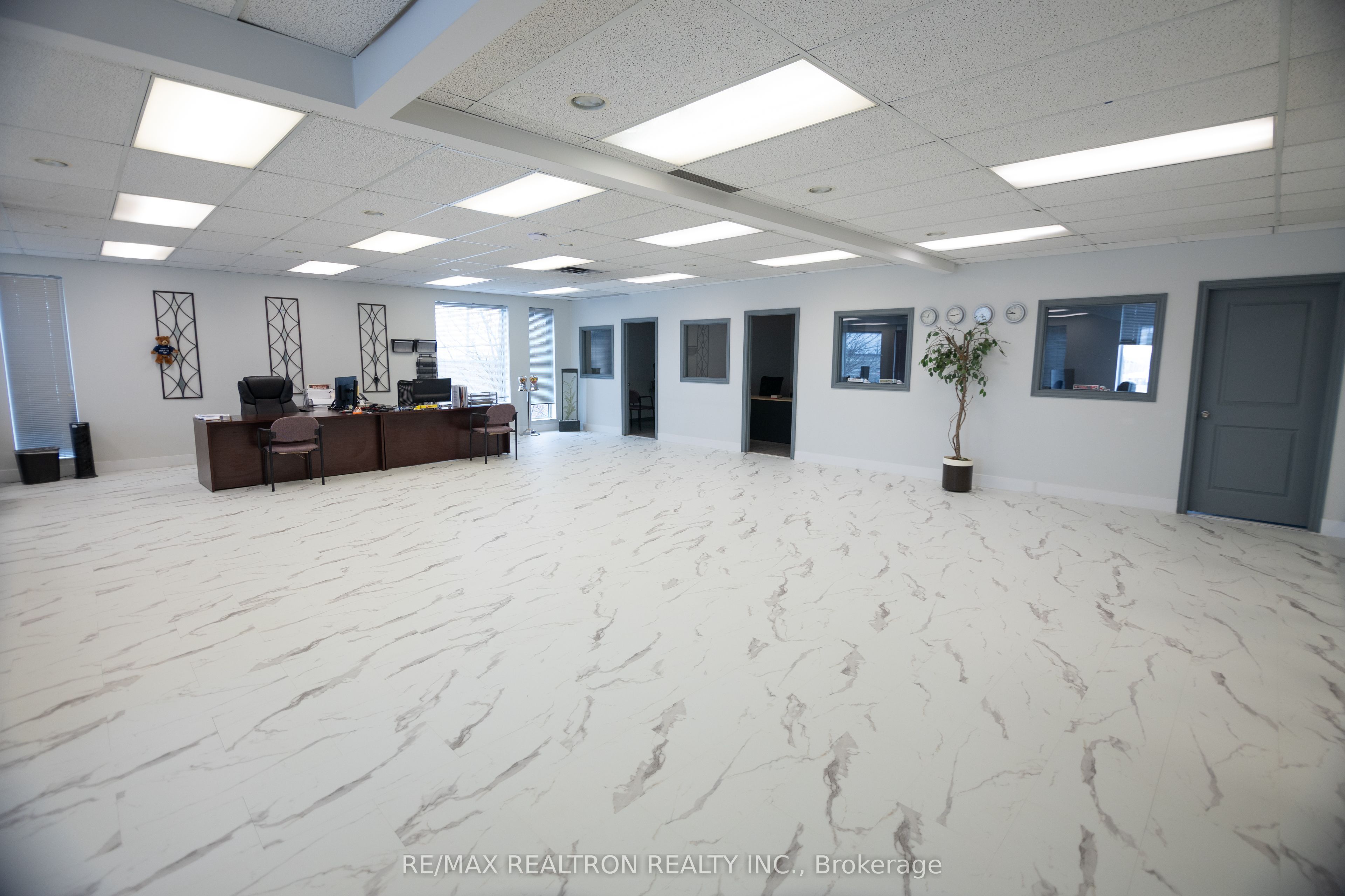 5920 Atlantic Drive Property Photo 11