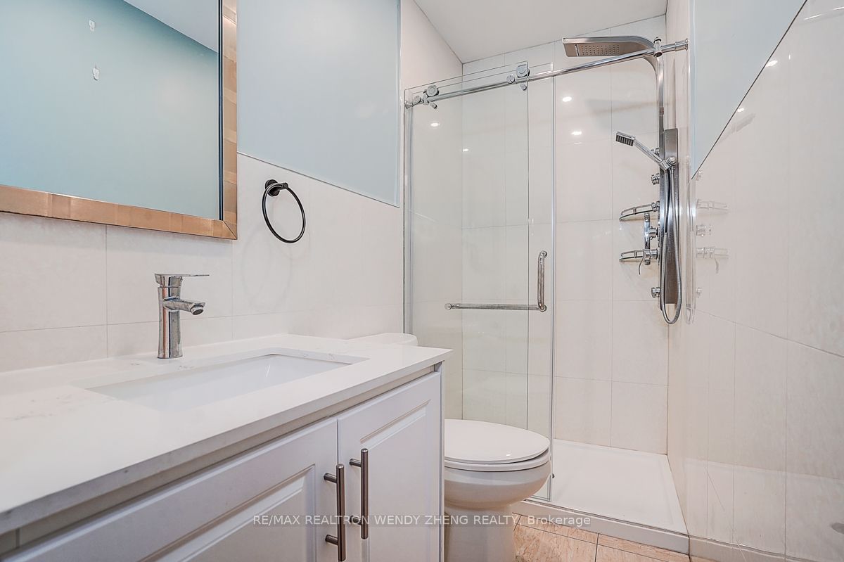 1015 Weston Road Property Photo 24