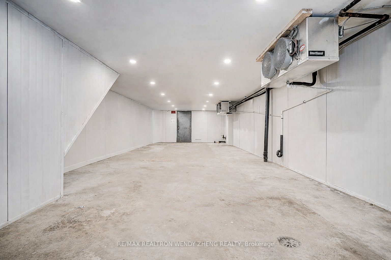 1015 Weston Road Property Photo 28