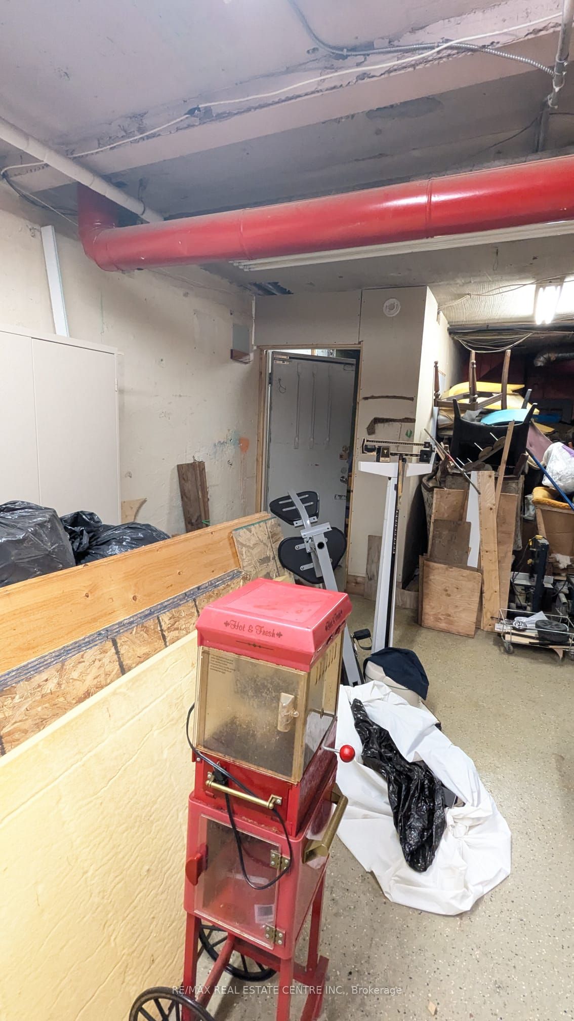 19 John Street Property Photo 5