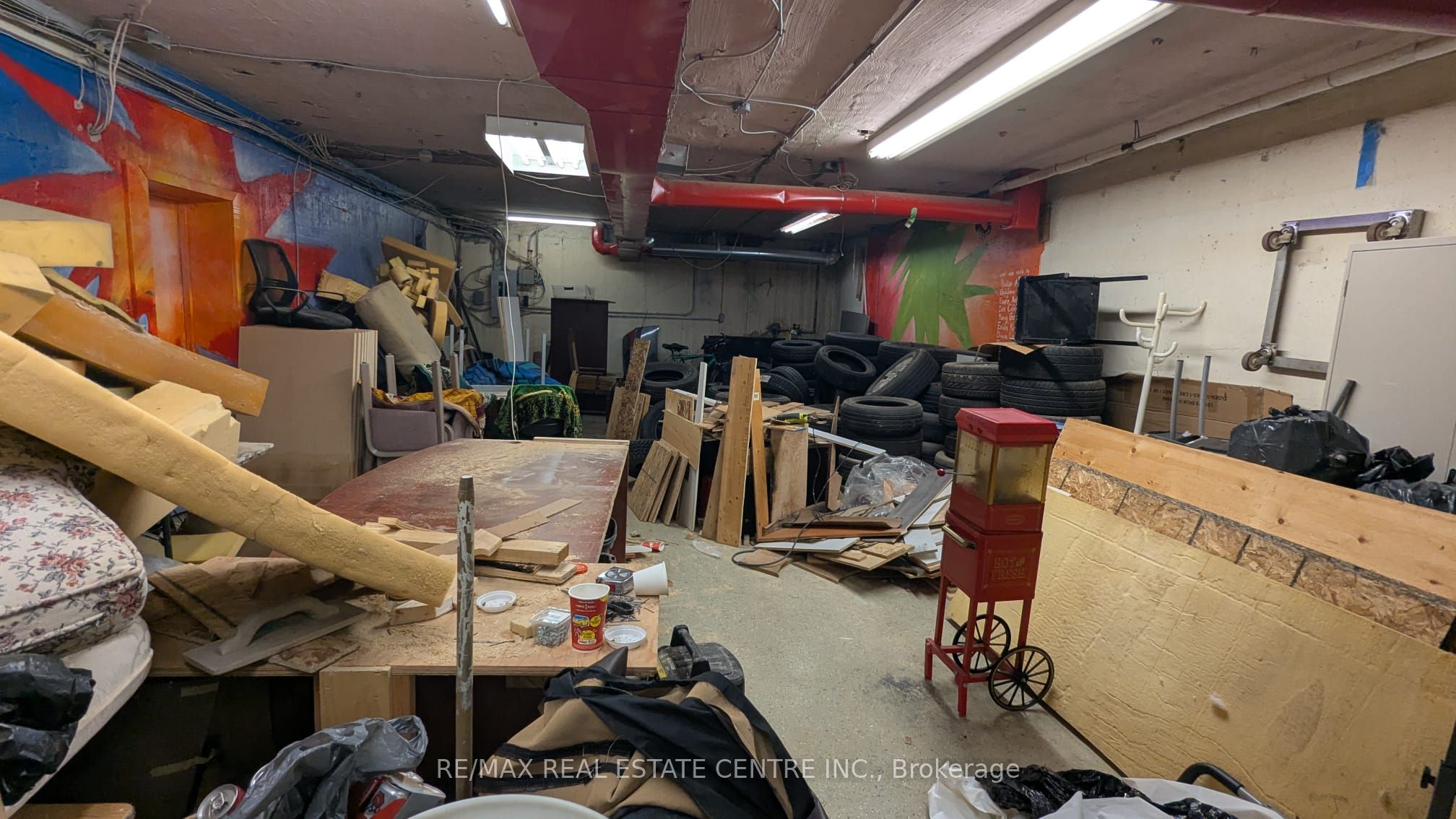 19 John Street Property Photo 7
