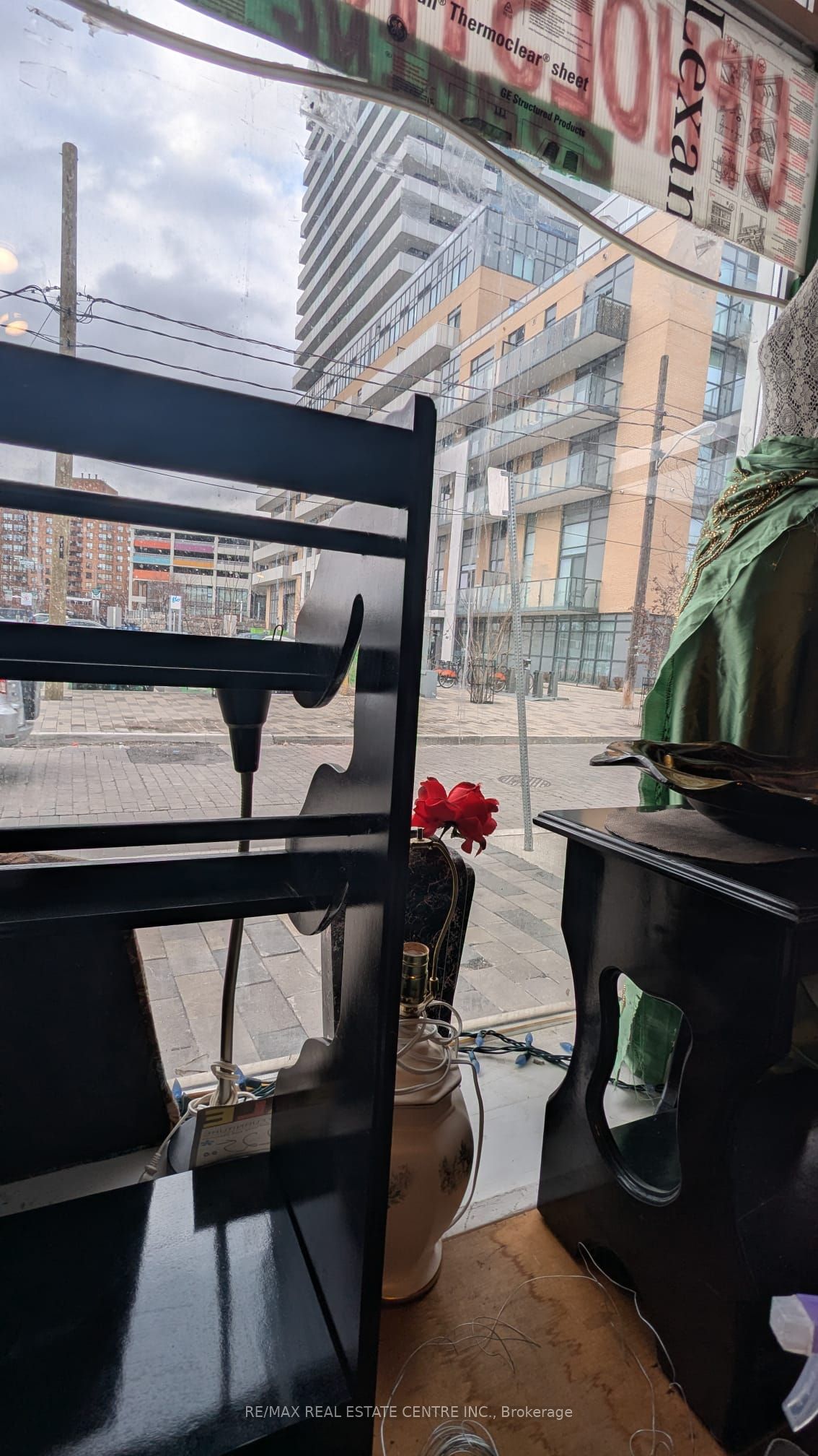 19 John Street Property Photo 23