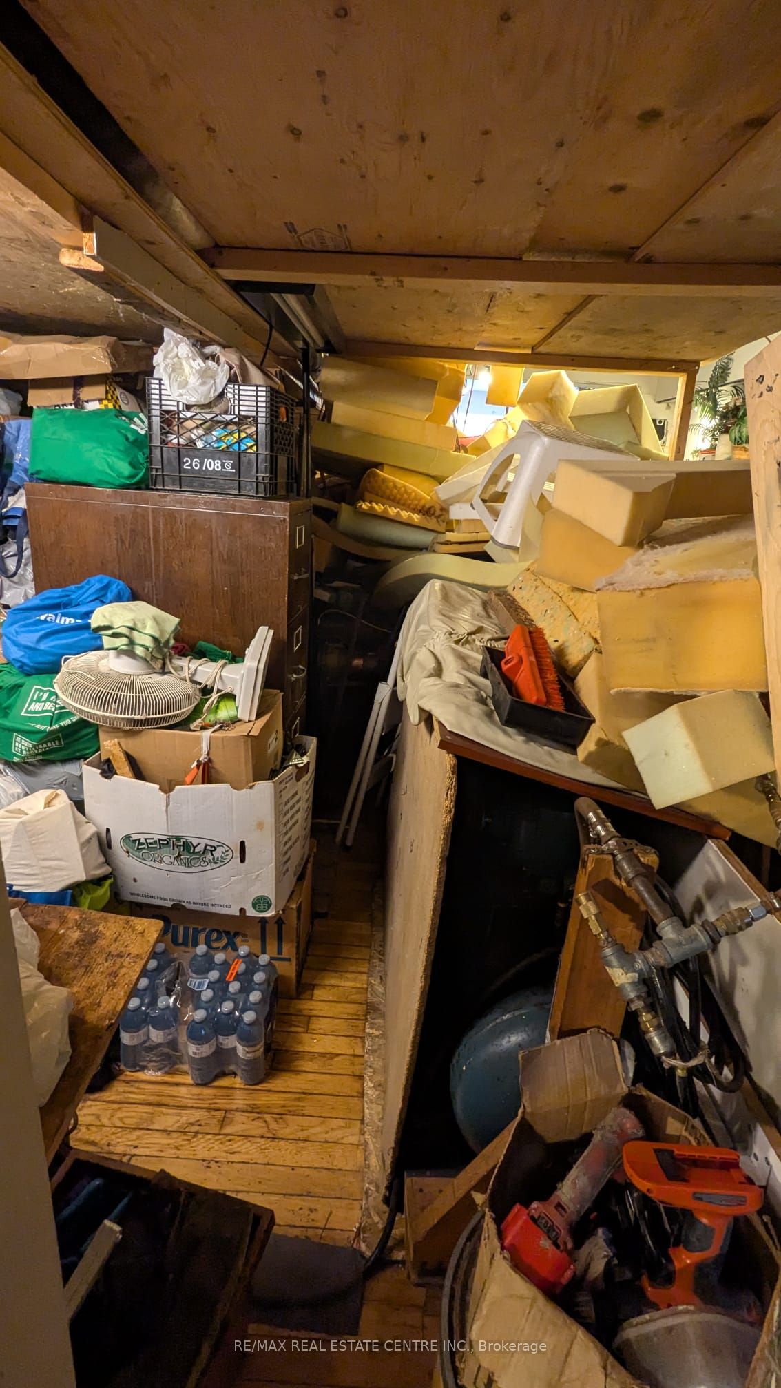 19 John Street Property Photo 39