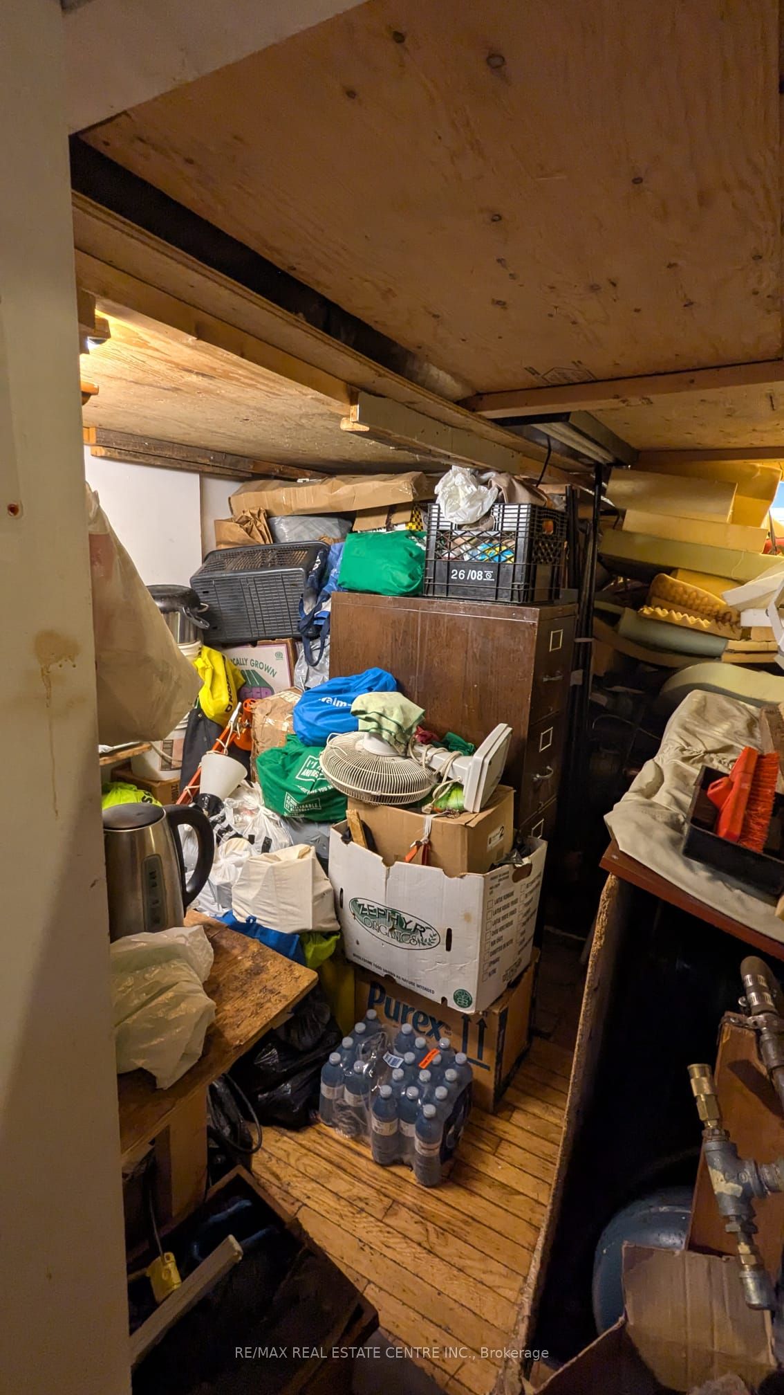 19 John Street Property Photo 41