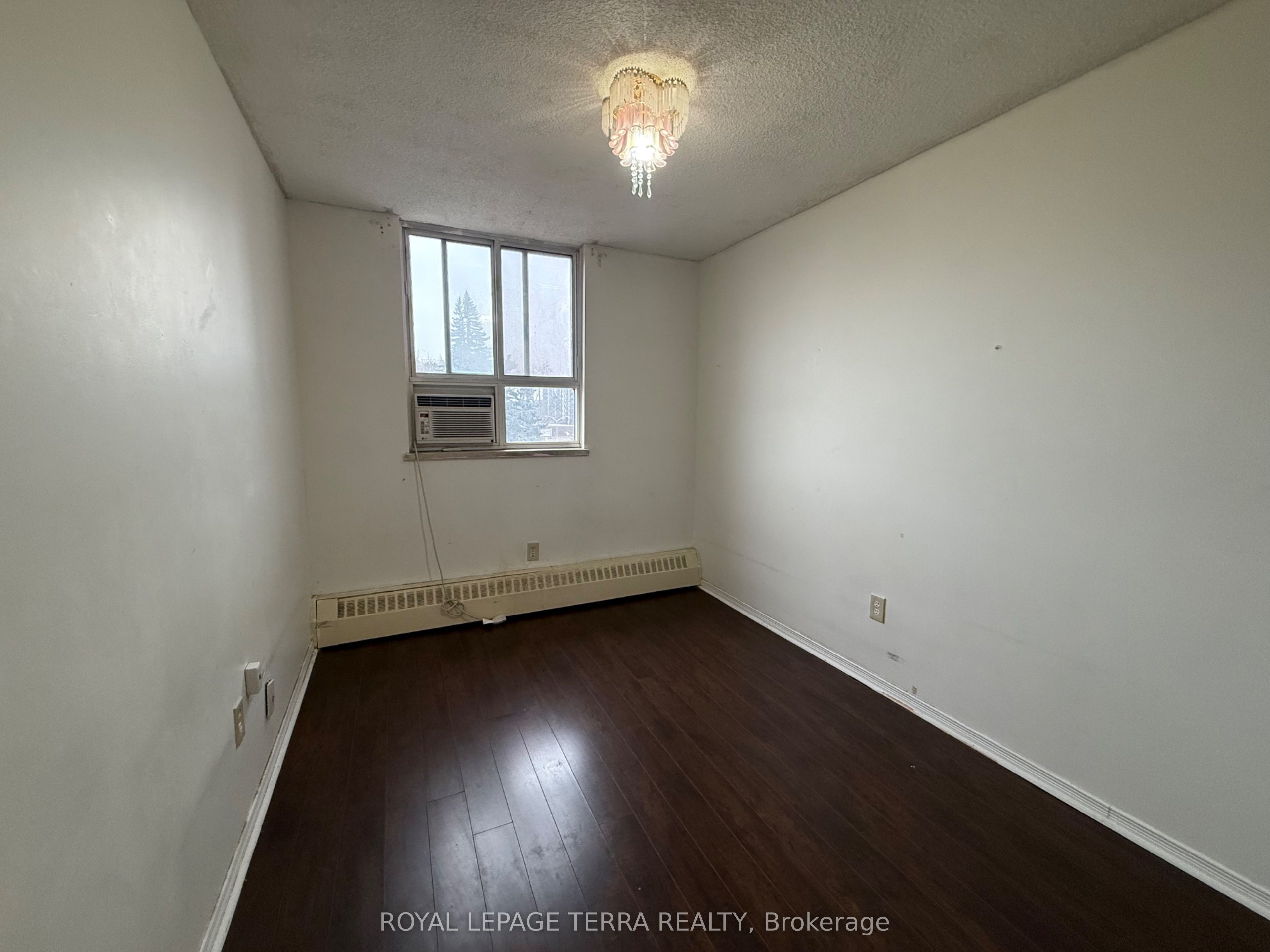 1615 Bloor Street E 305 Property Photo 5