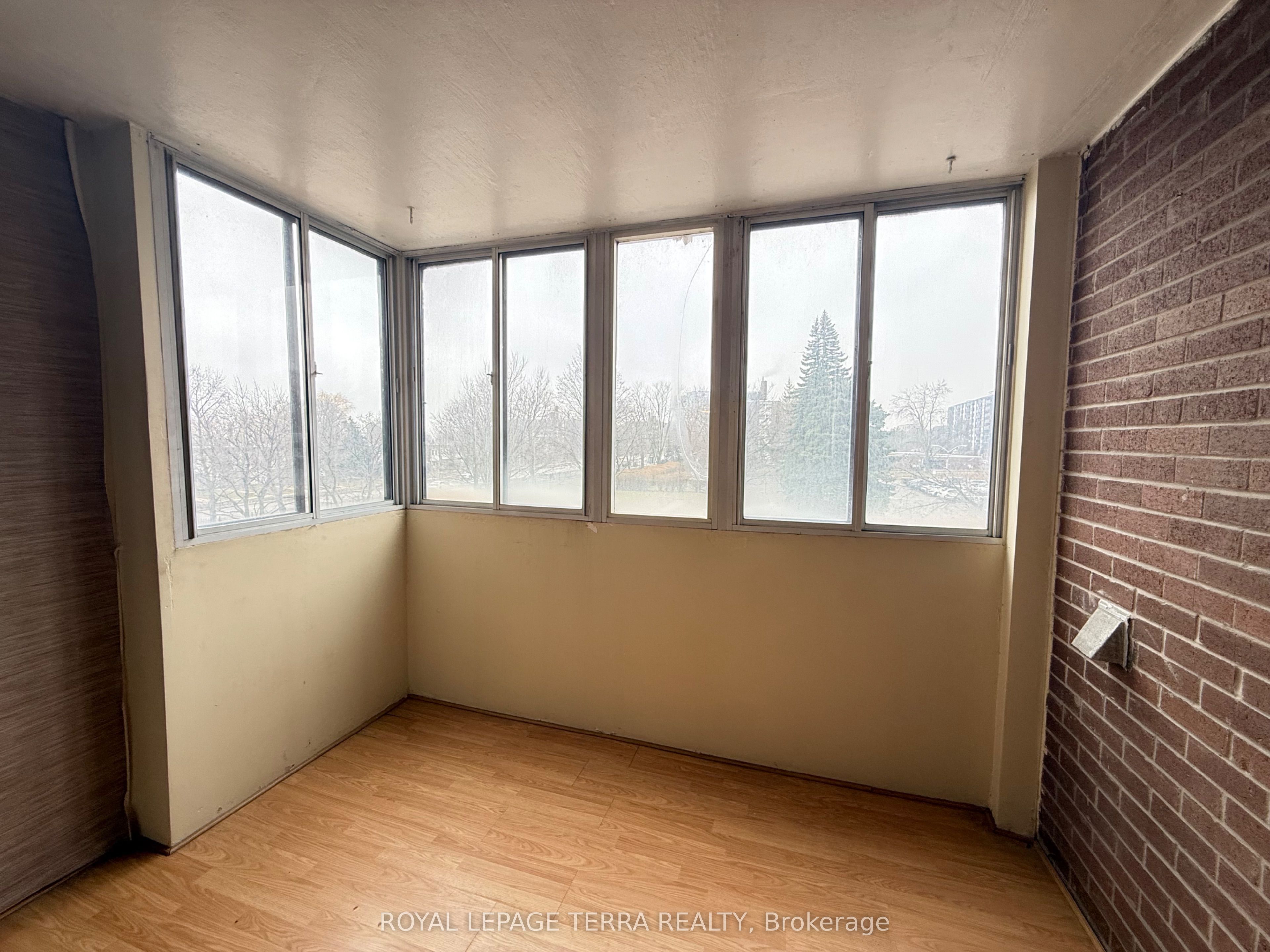 1615 Bloor Street E 305 Property Photo 17
