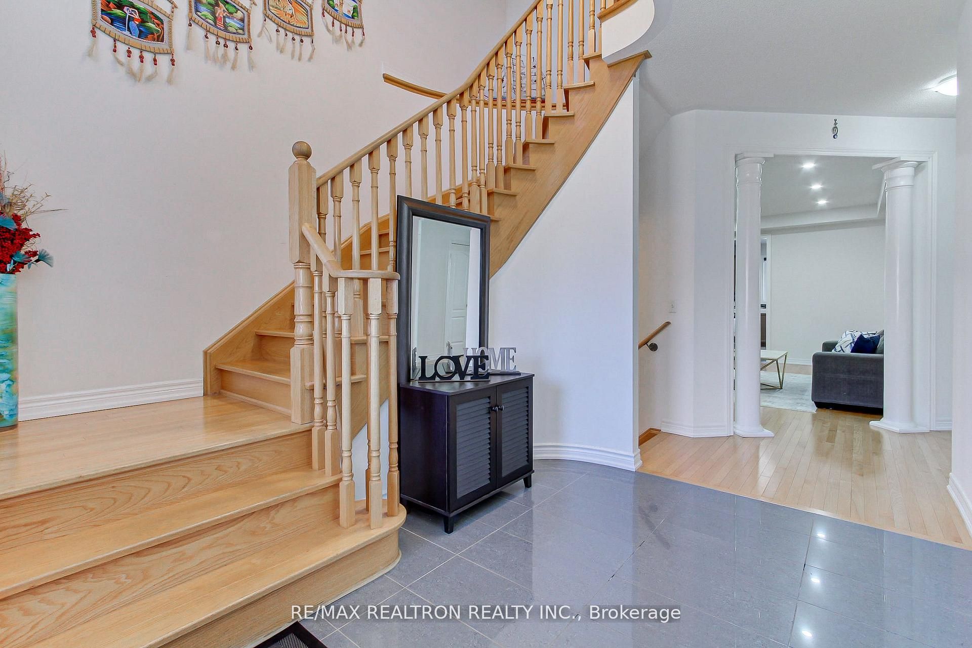 79 Apple Valley Way Property Photo 4