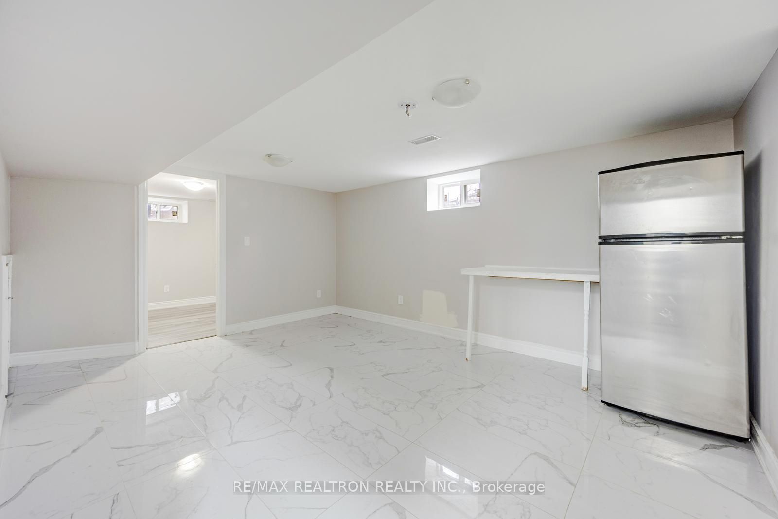 30 Lawrence Crescent Property Photo 33