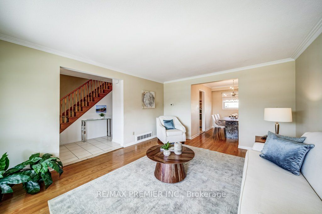 334 Rimilton Avenue Property Photo 9
