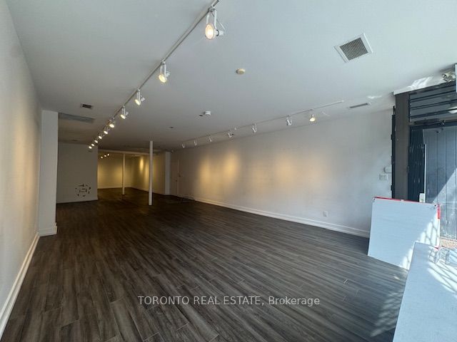 1580 Queen Street W Property Photo 2