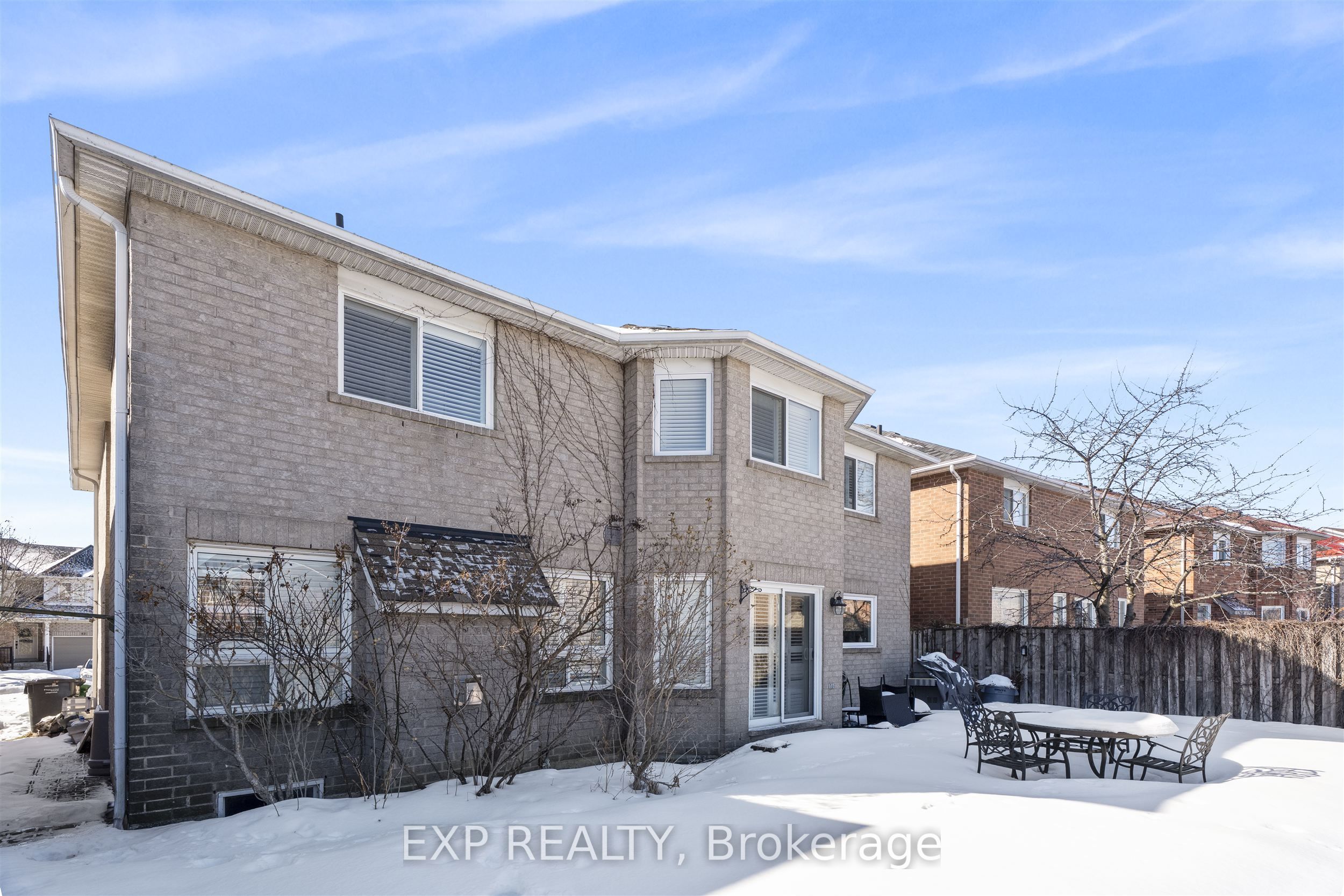 76 Hiberton Crescent Property Photo 2