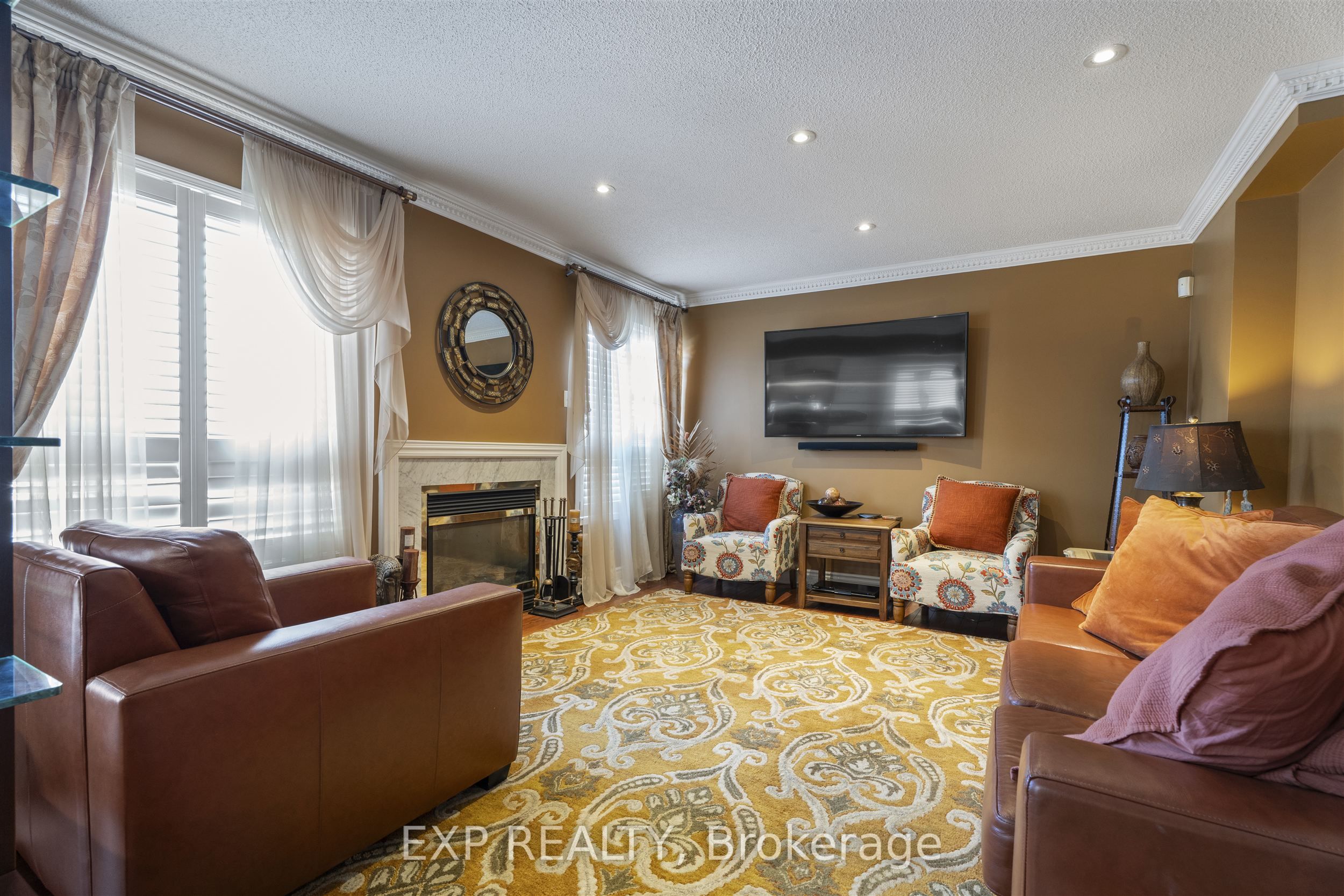 76 Hiberton Crescent Property Photo 8