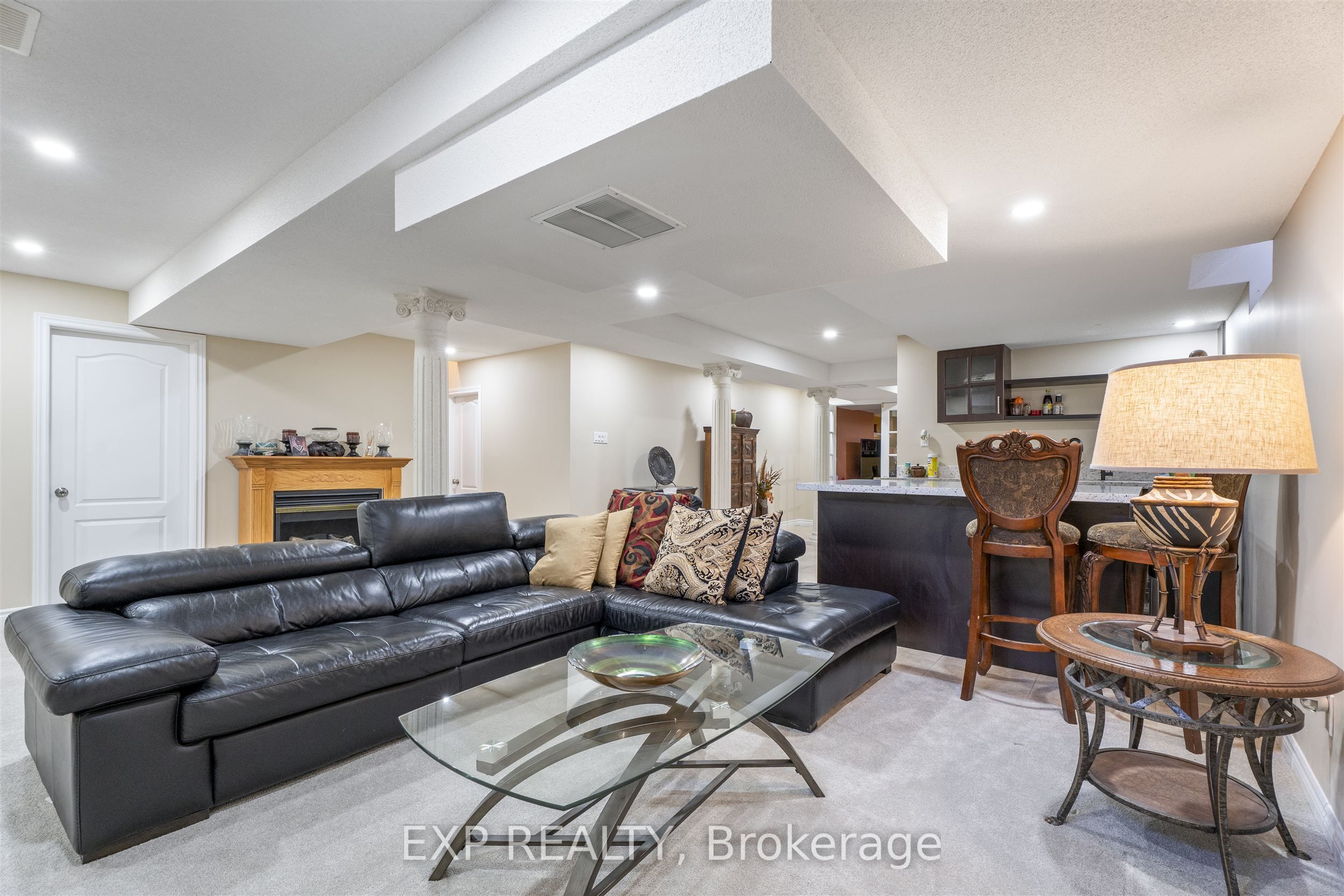 76 Hiberton Crescent Property Photo 15