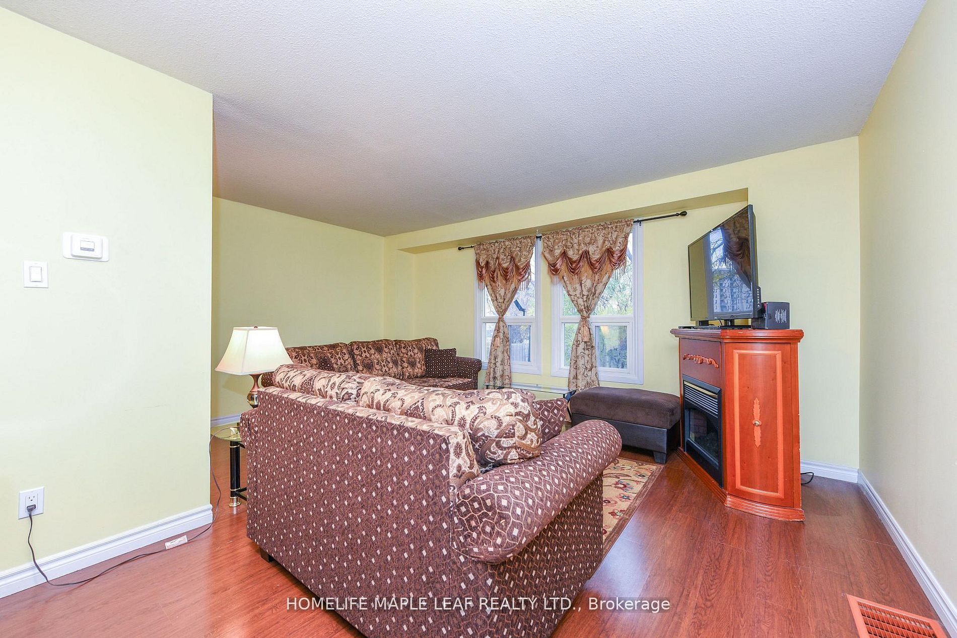 85 Enmount Drive Property Photo 14