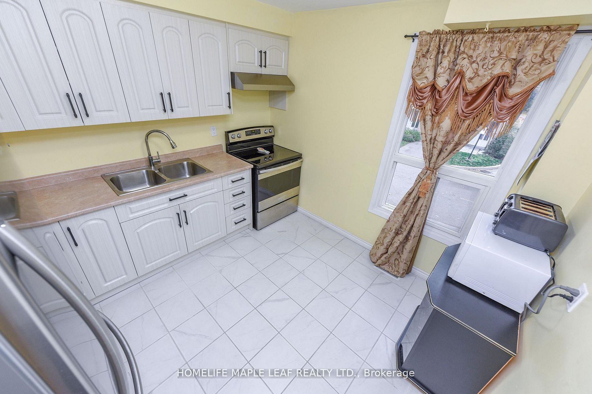 85 Enmount Drive Property Photo 27
