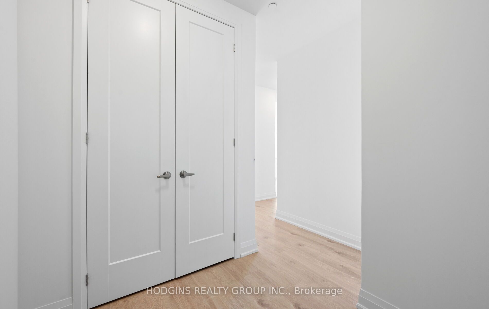 1035 Southdown Road 106 Property Photo 6