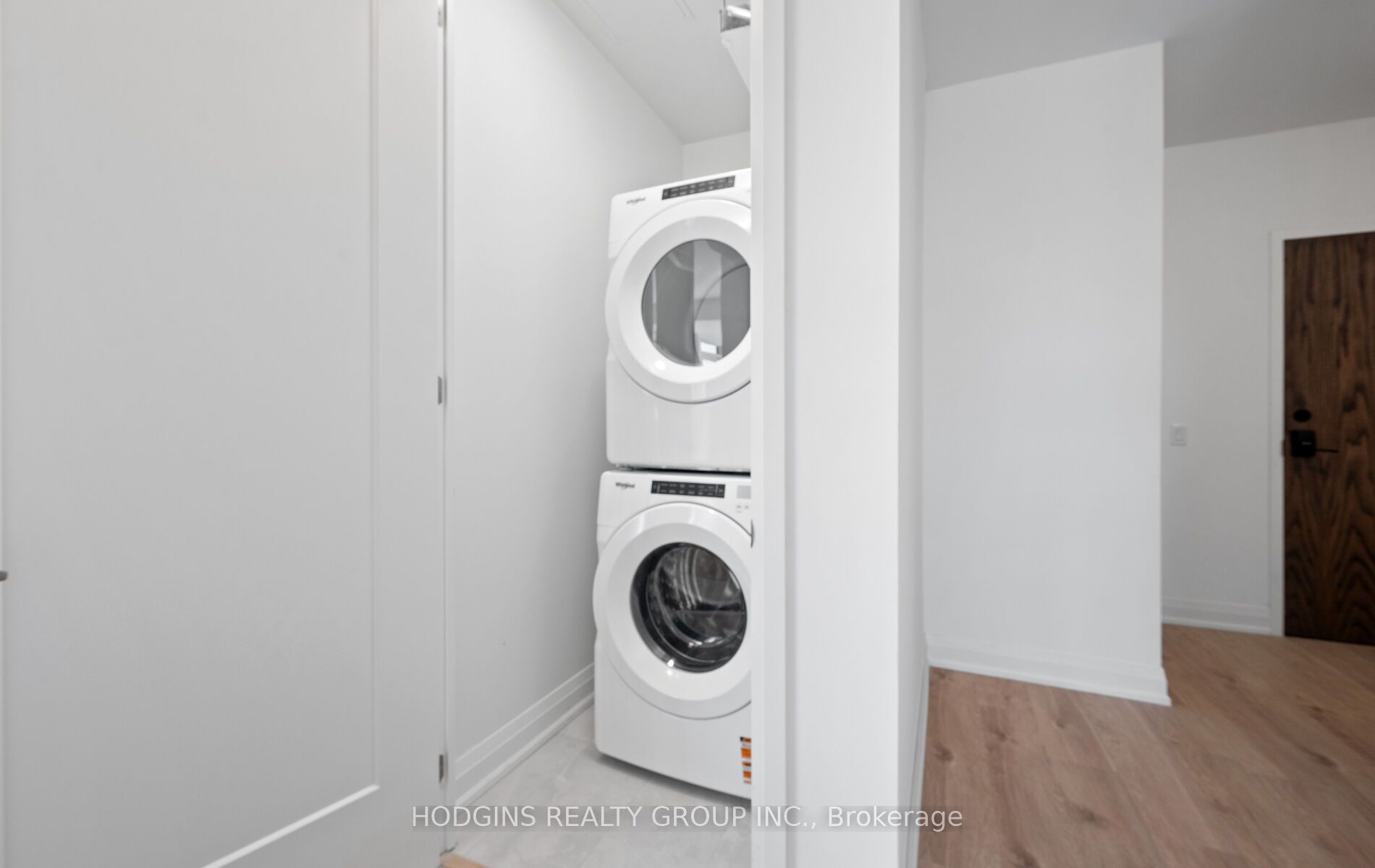 1035 Southdown Road 106 Property Photo 17