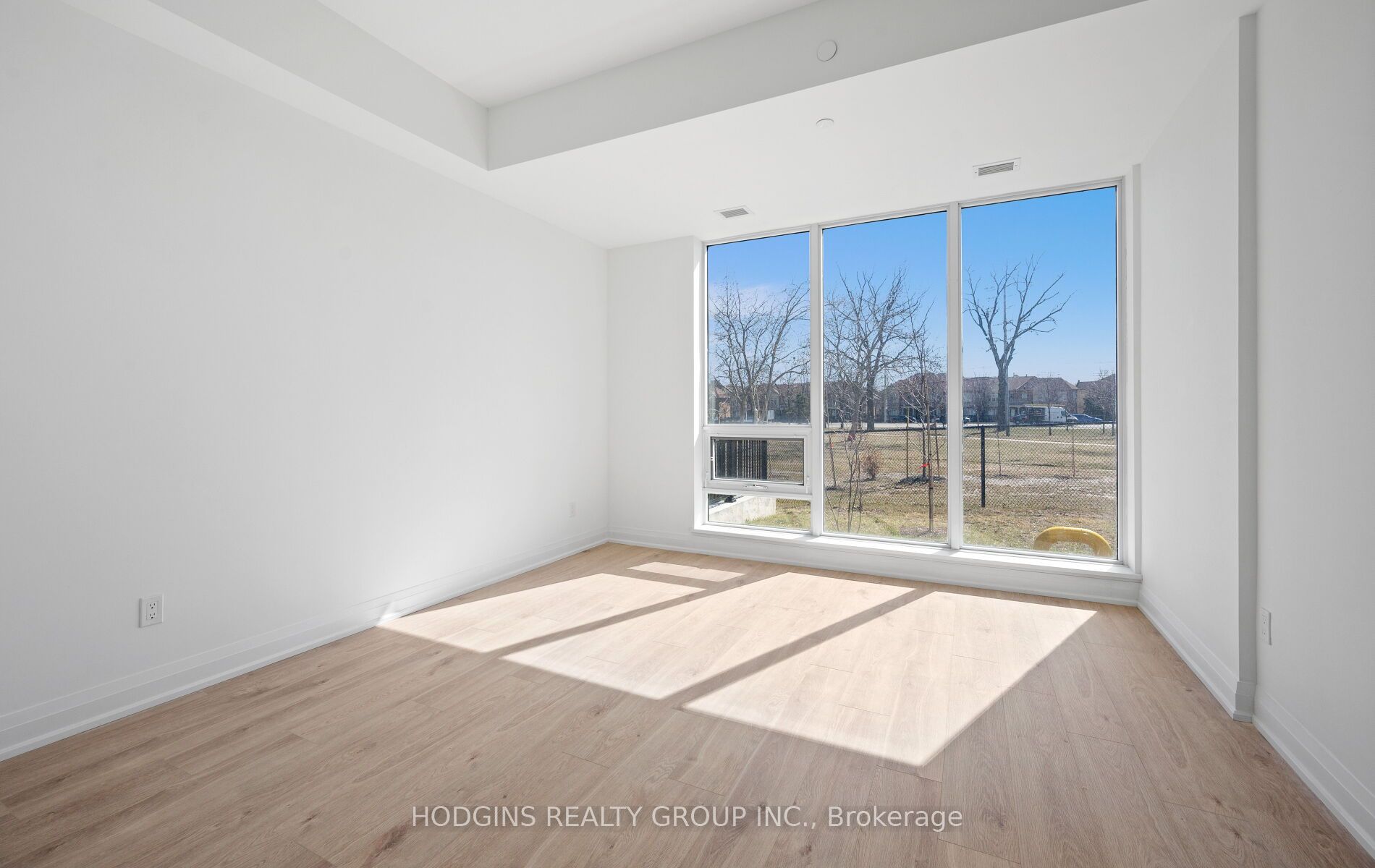 1035 Southdown Road 106 Property Photo 19
