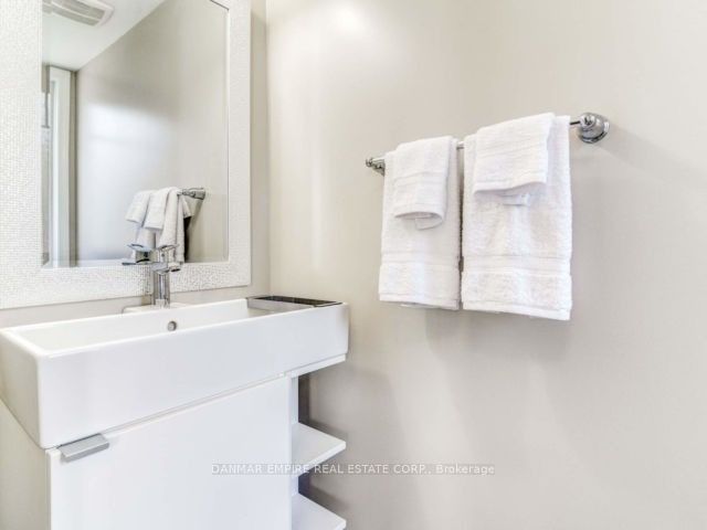 246 Septimus Heights Property Photo 18