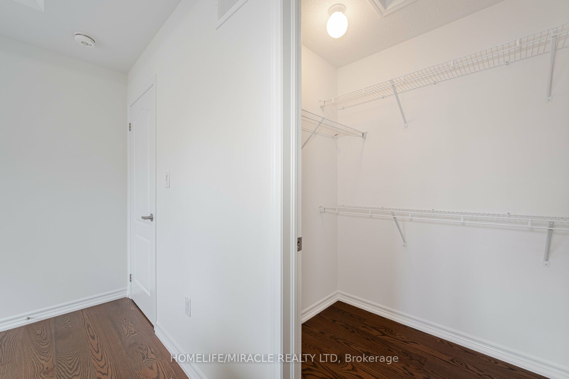68 Circus Crescent Property Photo 15