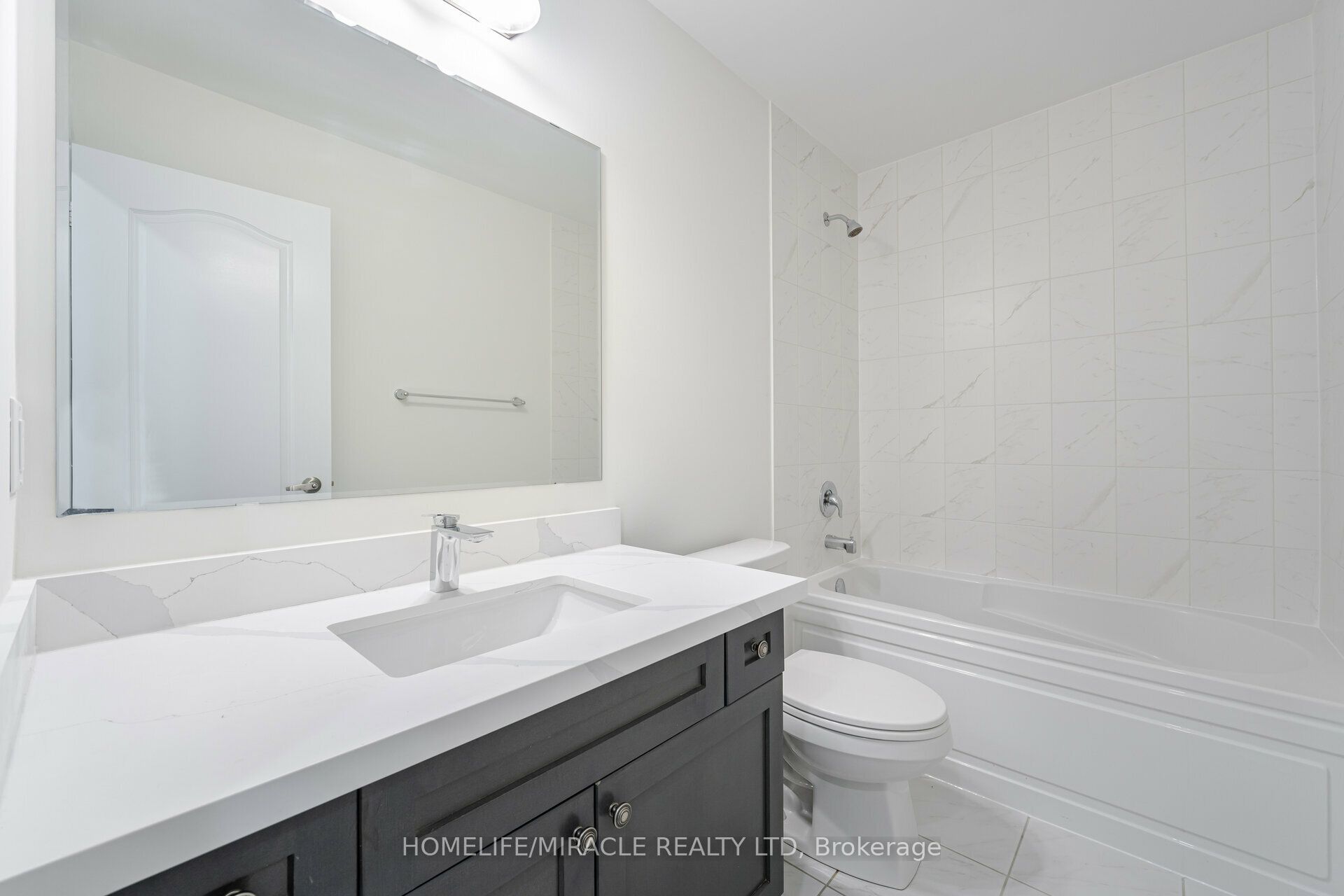 68 Circus Crescent Property Photo 20